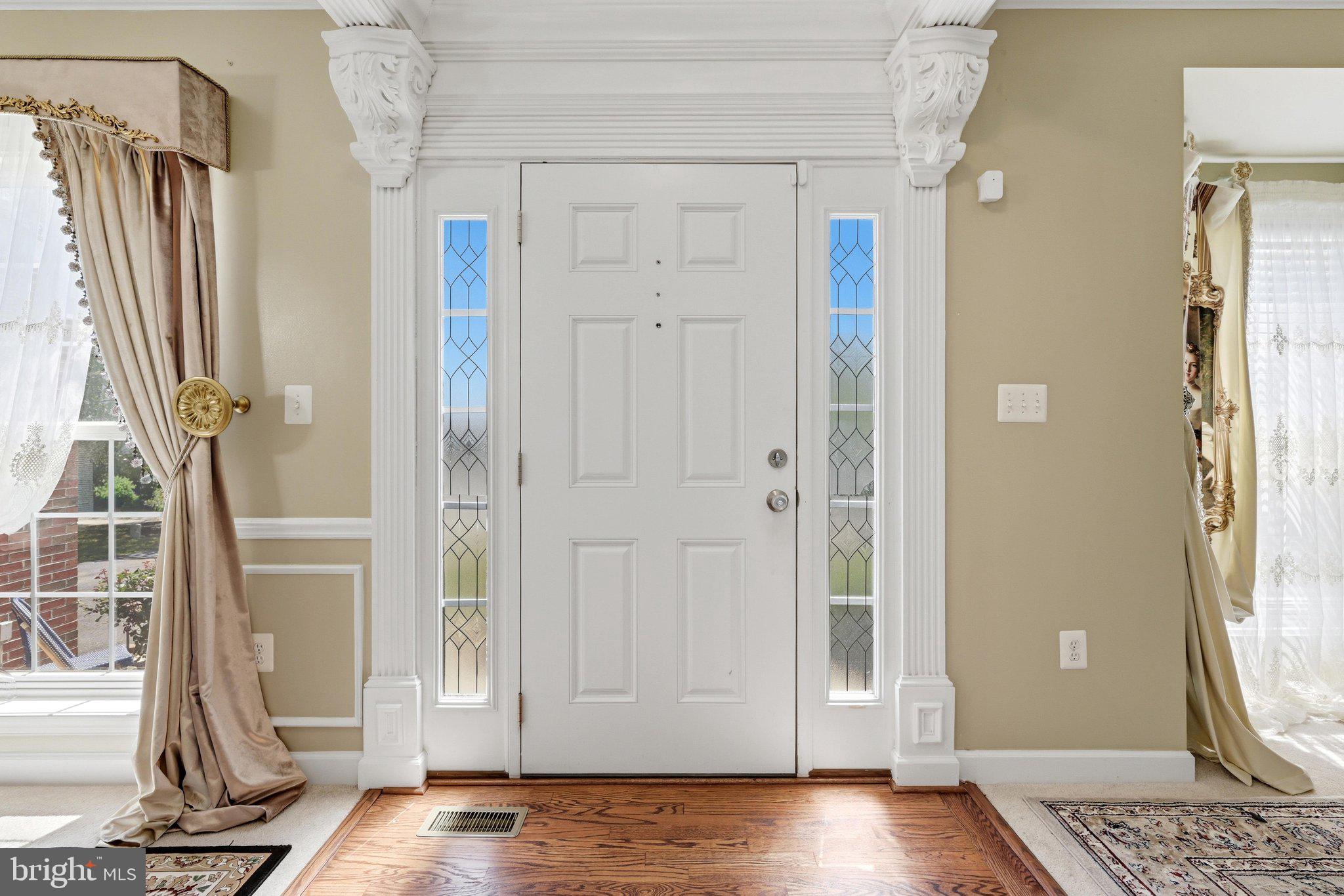EAGLES POINTE - Residential