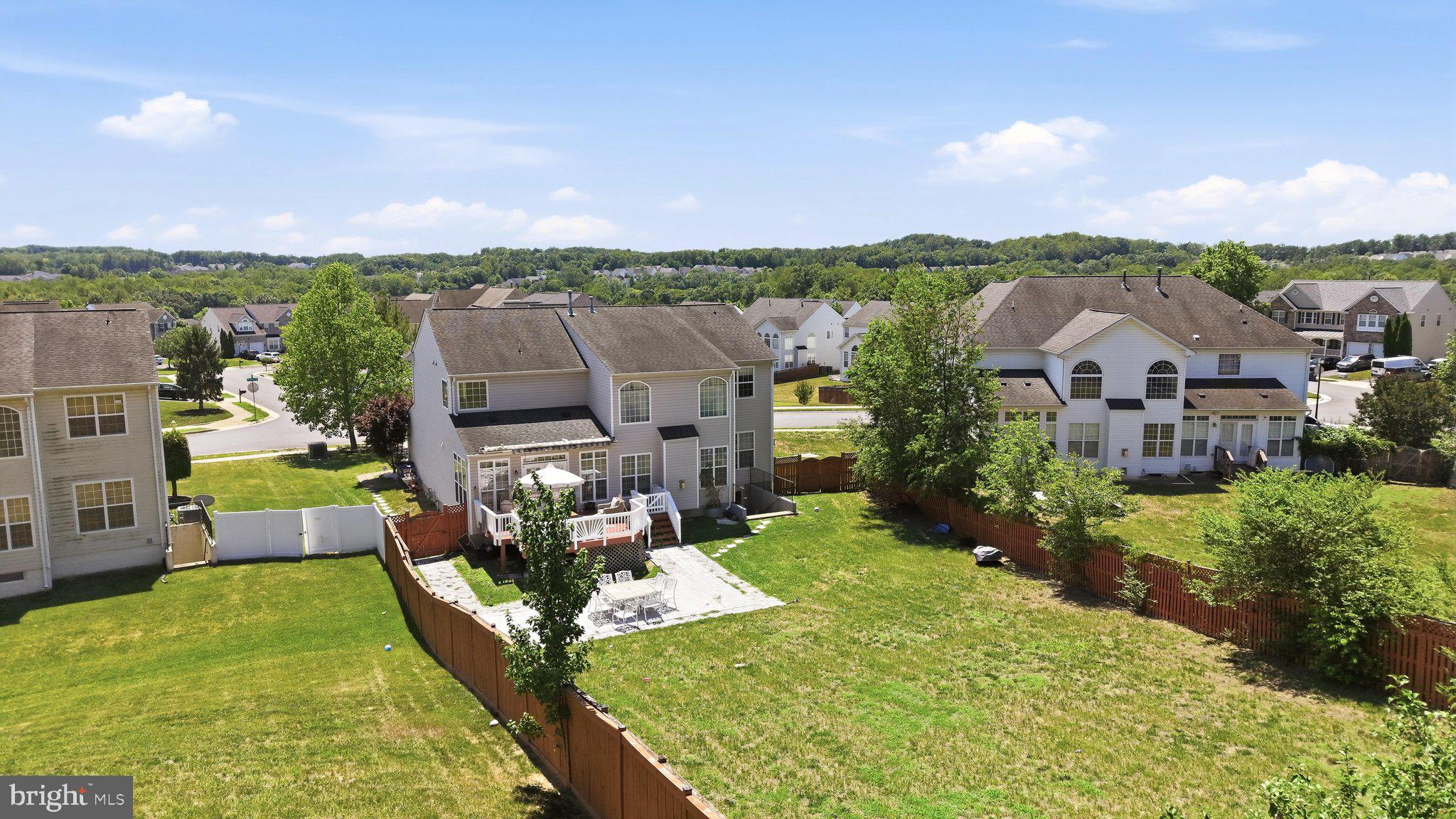 EAGLES POINTE - Residential