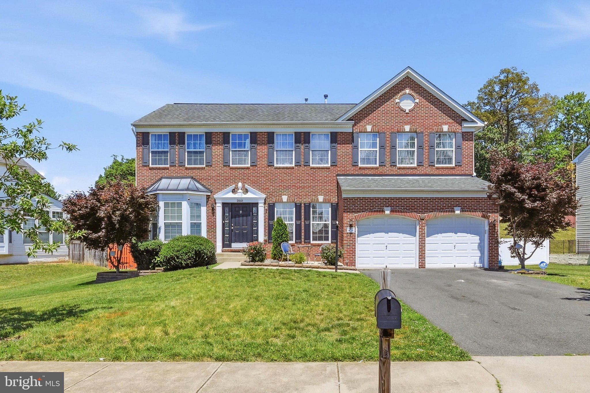 EAGLES POINTE - Residential