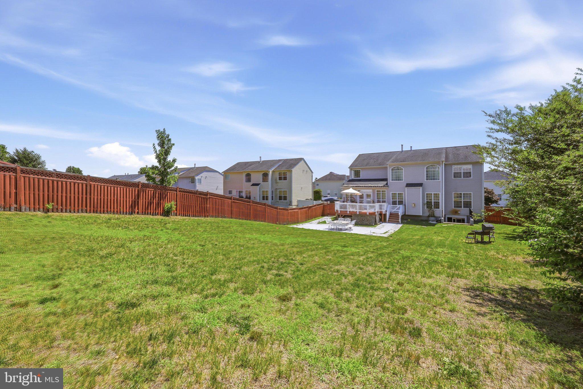 EAGLES POINTE - Residential