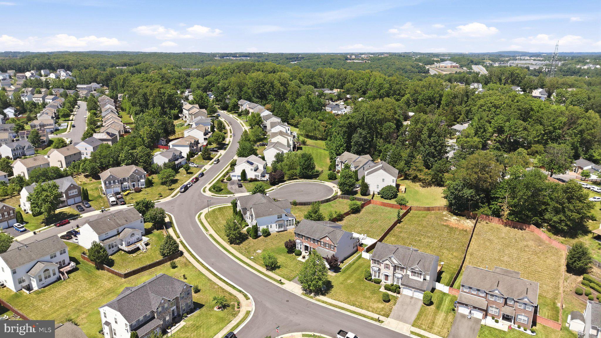 EAGLES POINTE - Residential