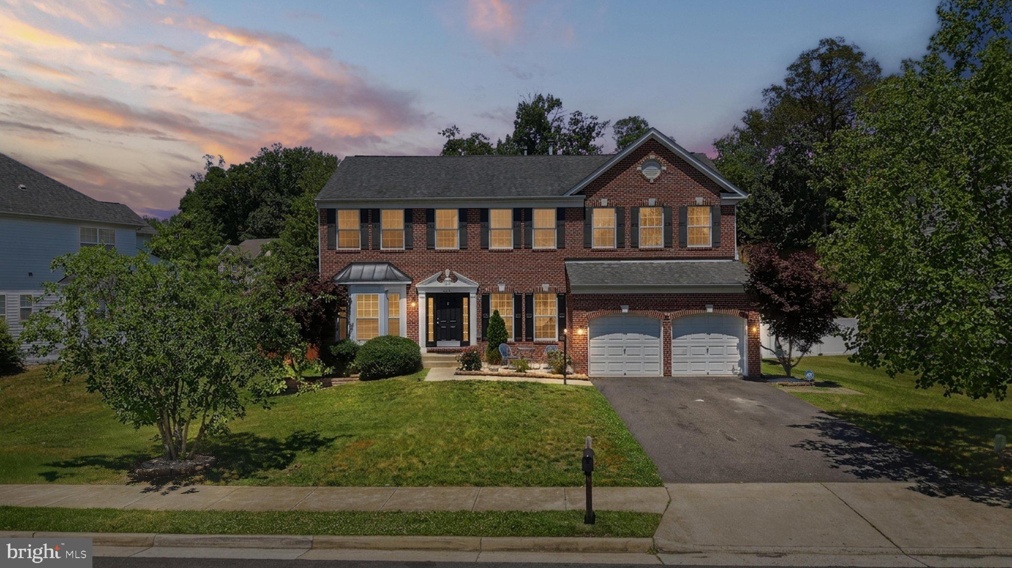 EAGLES POINTE - Residential