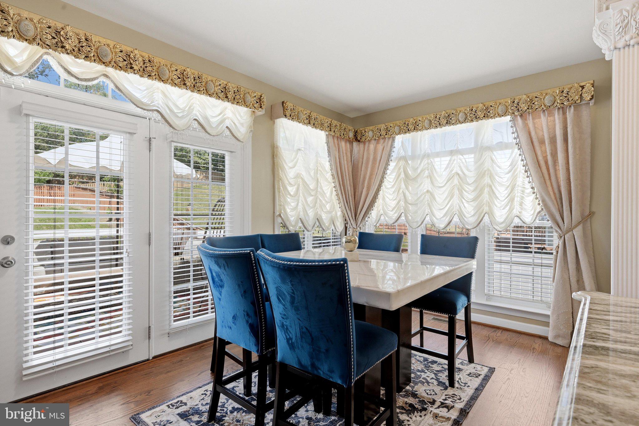 EAGLES POINTE - Residential