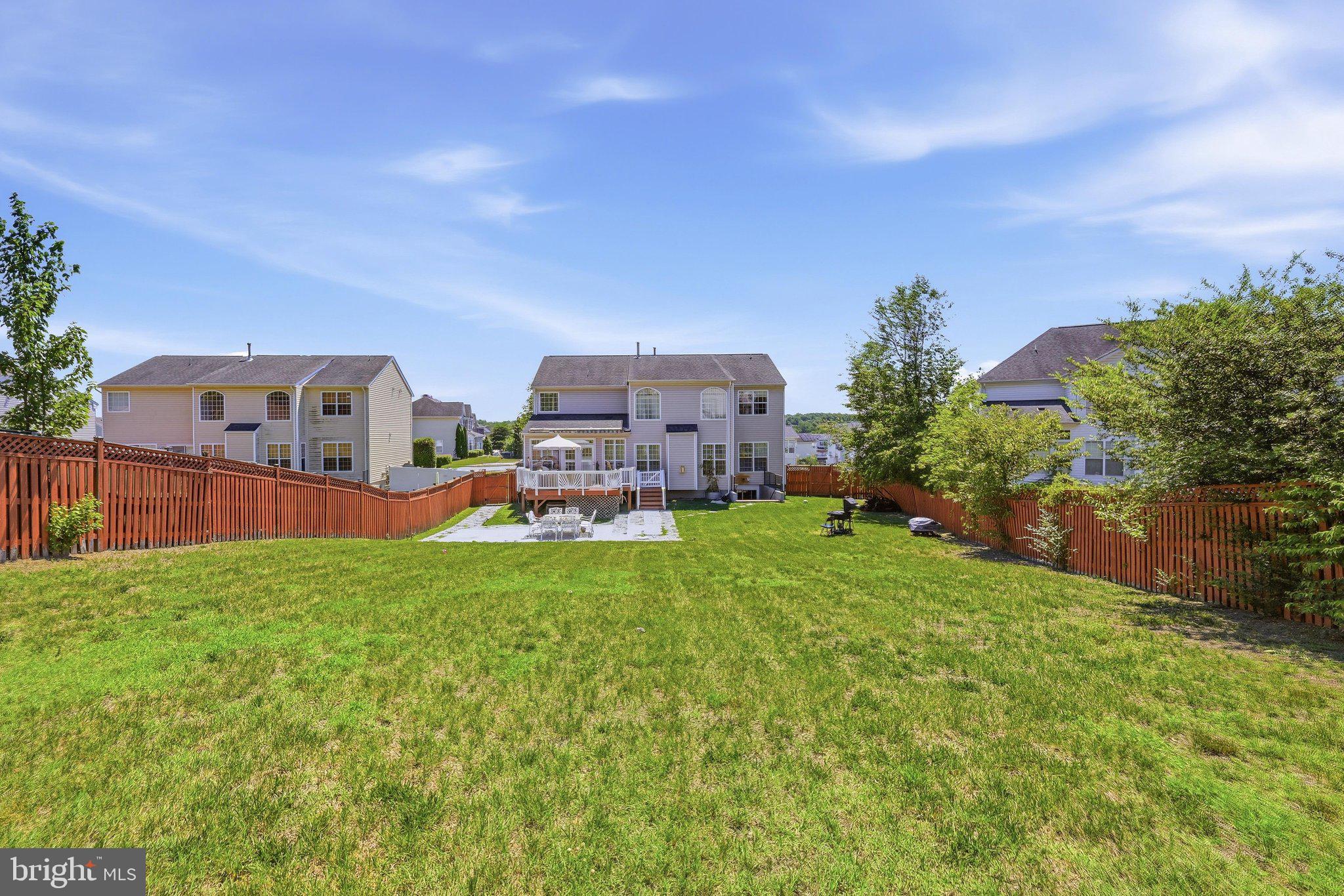 EAGLES POINTE - Residential