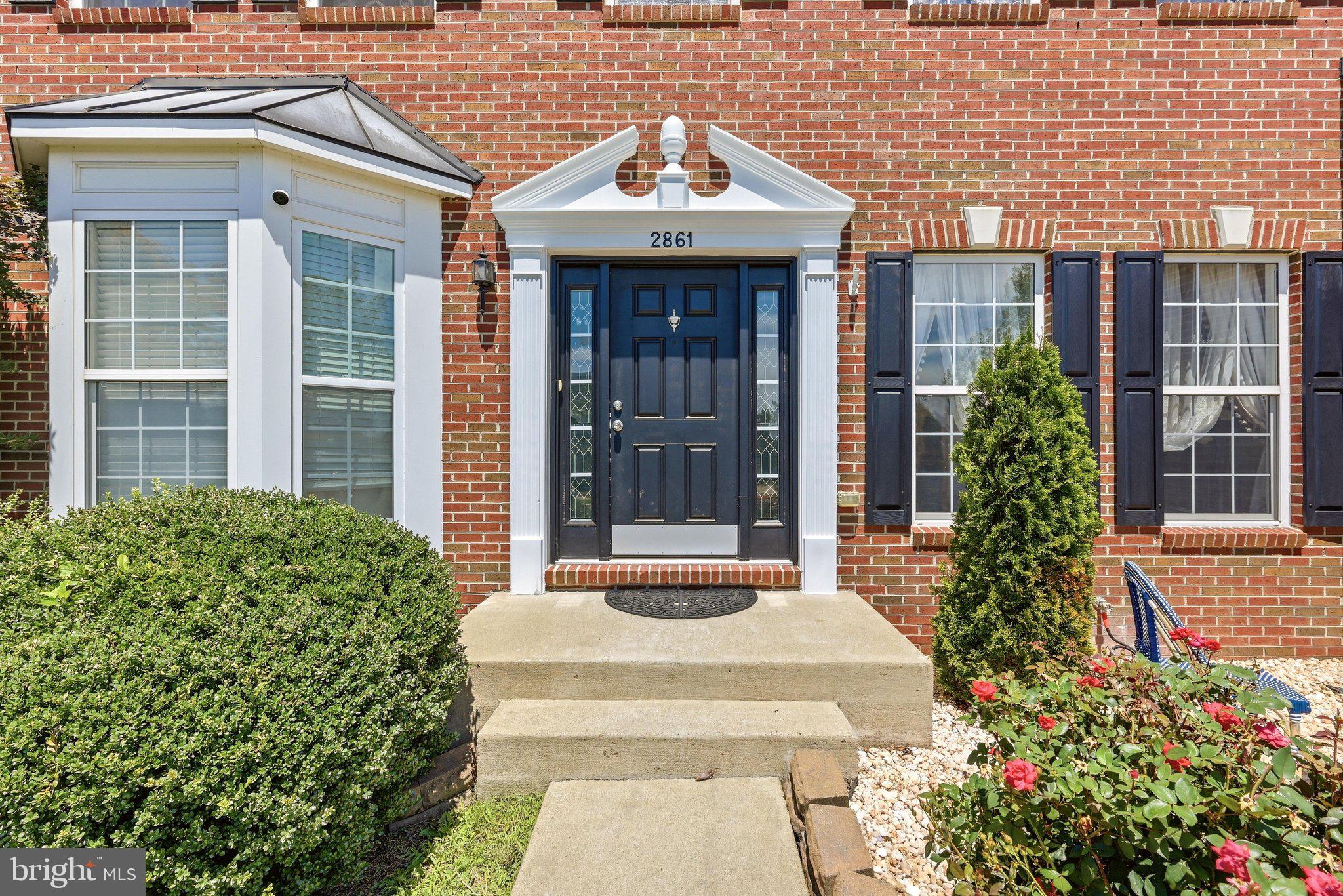 EAGLES POINTE - Residential
