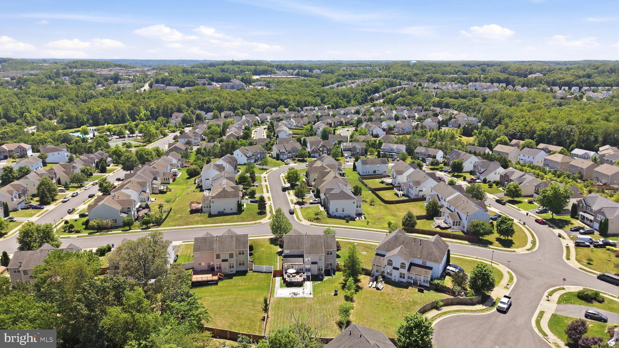 EAGLES POINTE - Residential