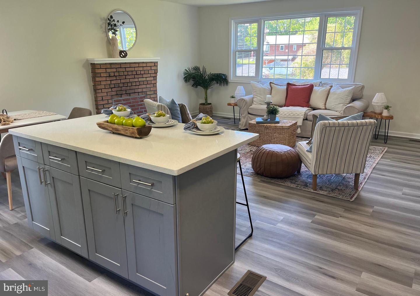 HILLCREST GARDENS - Residential