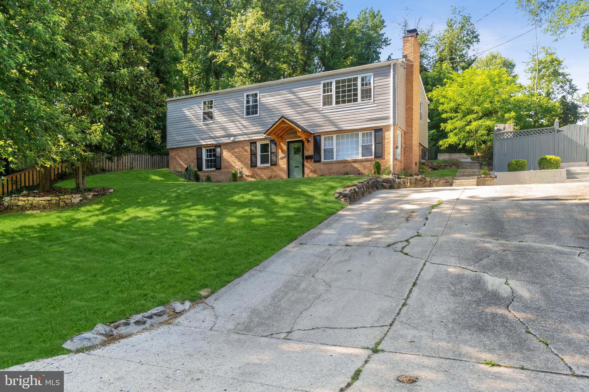 HILLCREST GARDENS - Residential