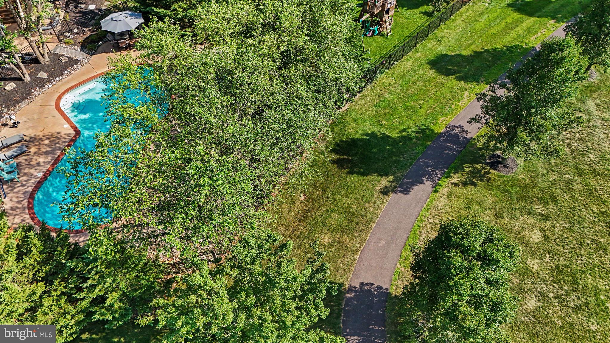 ASHBROOK ESTATES - Residential