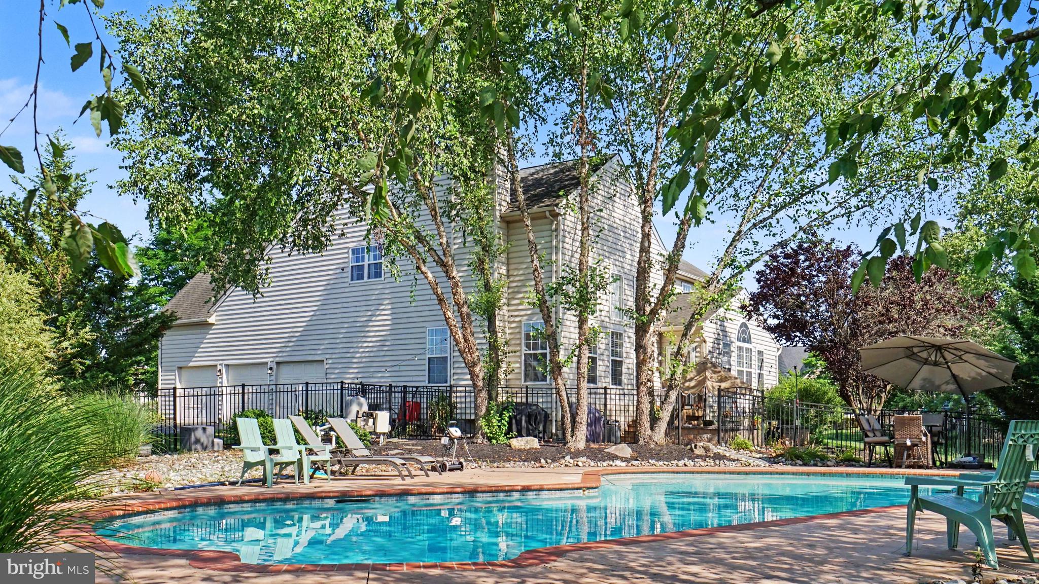 ASHBROOK ESTATES - Residential