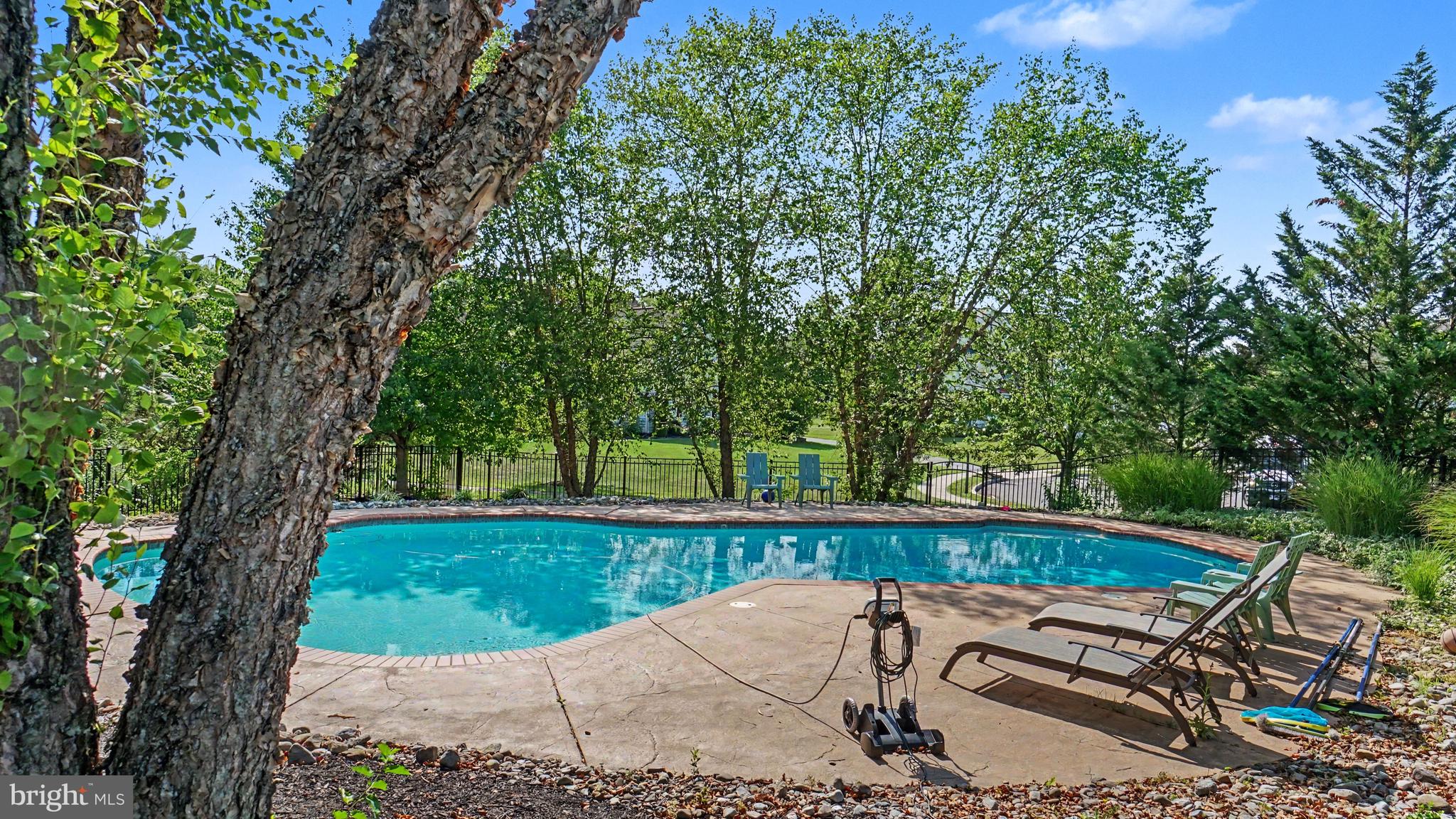 ASHBROOK ESTATES - Residential