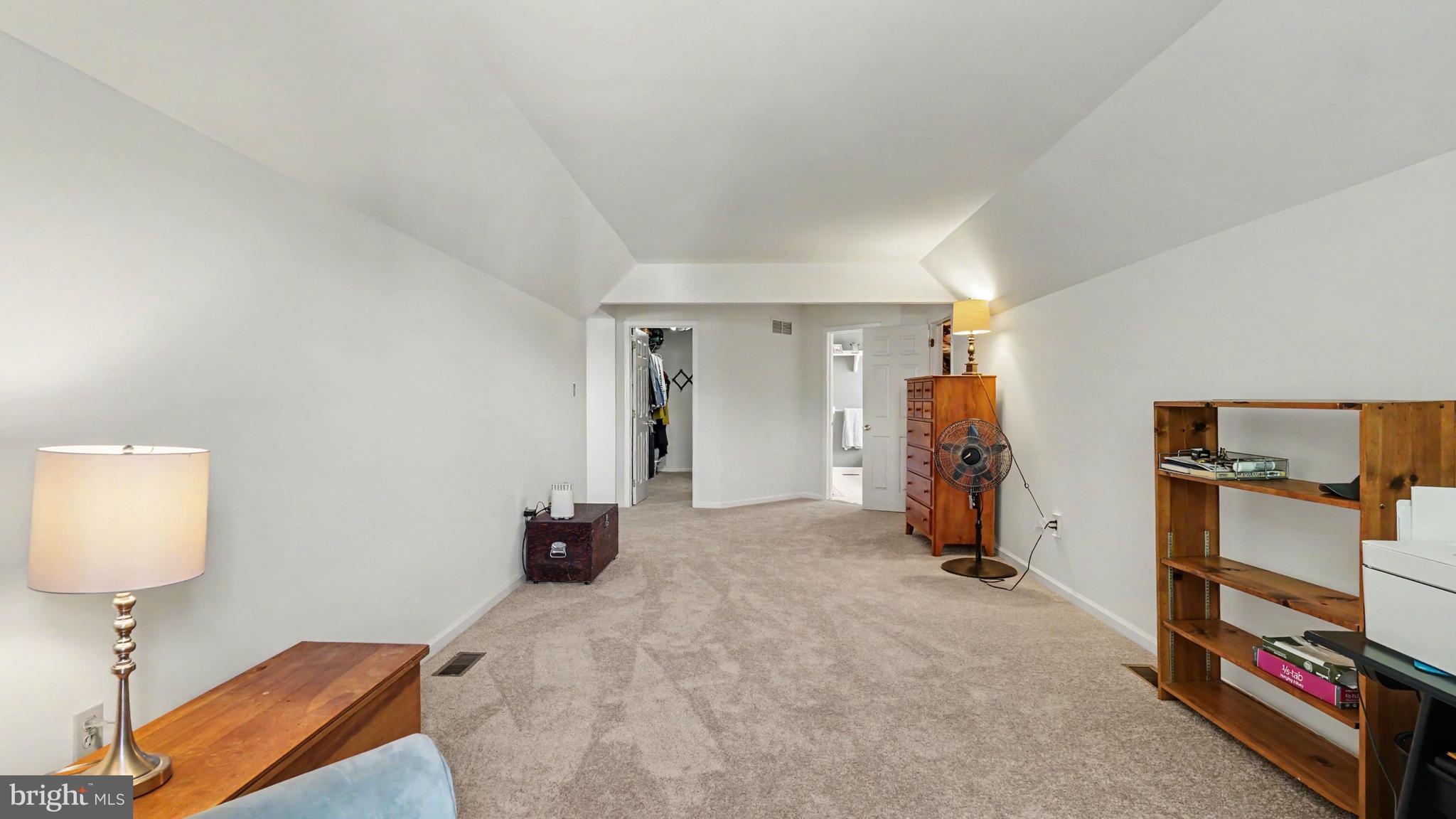 ASHBROOK ESTATES - Residential