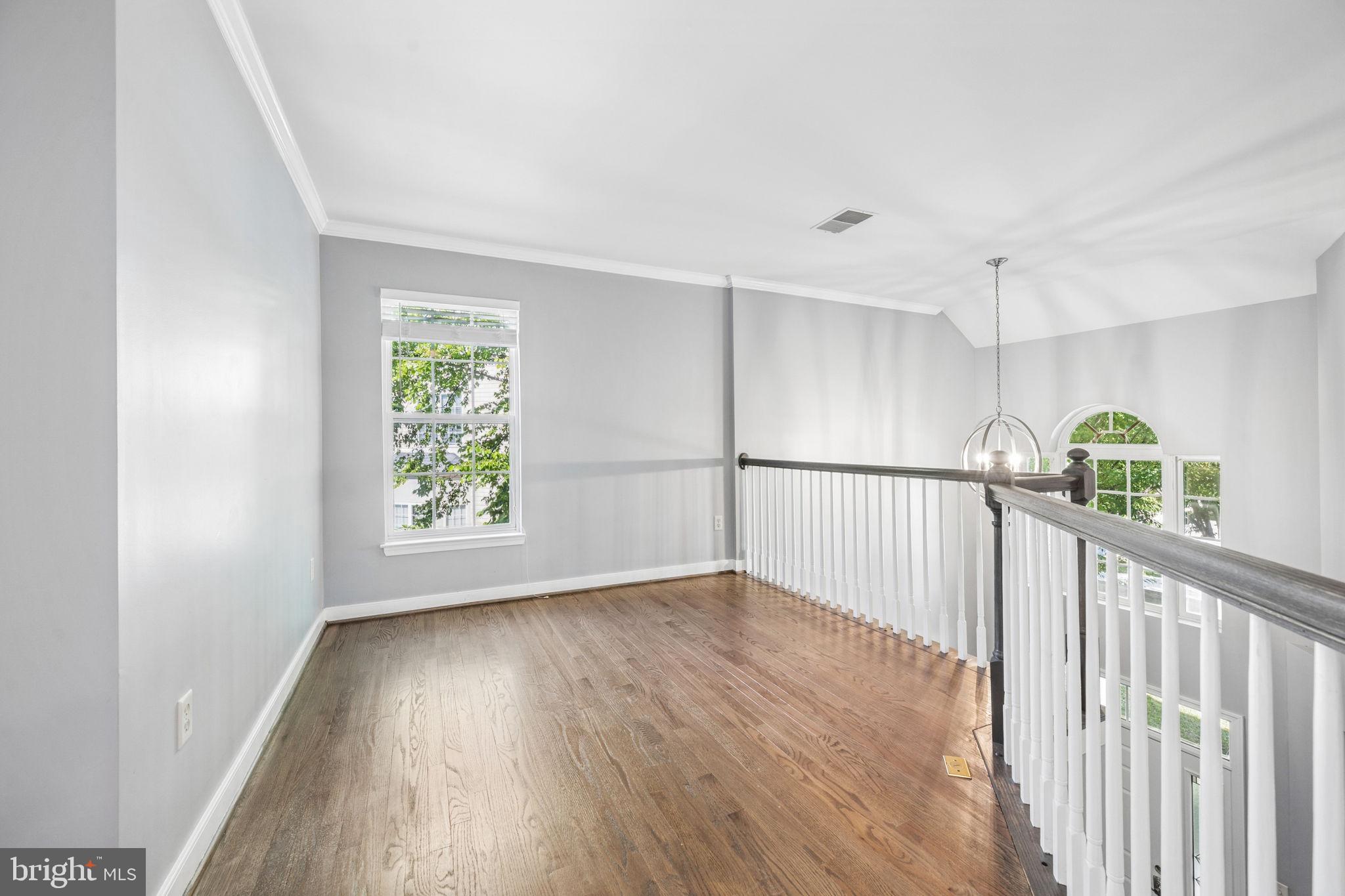 EMERSON - Residential