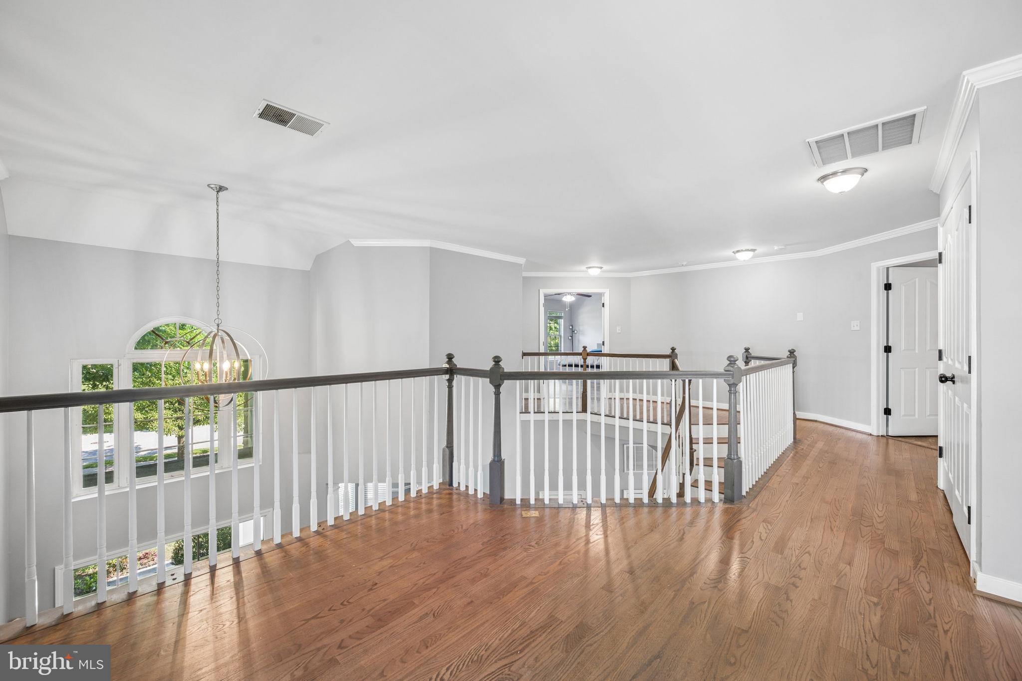 EMERSON - Residential