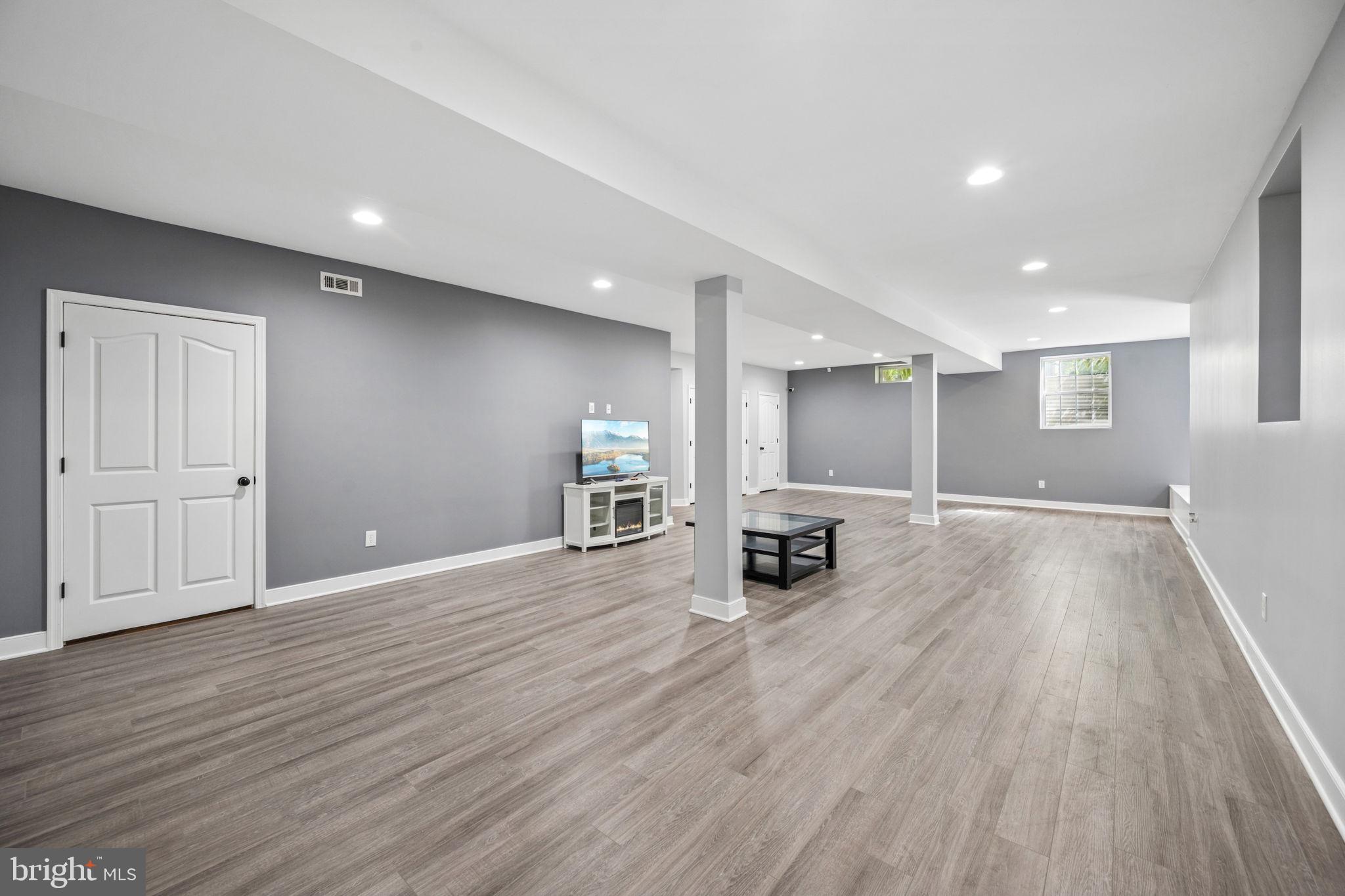EMERSON - Residential