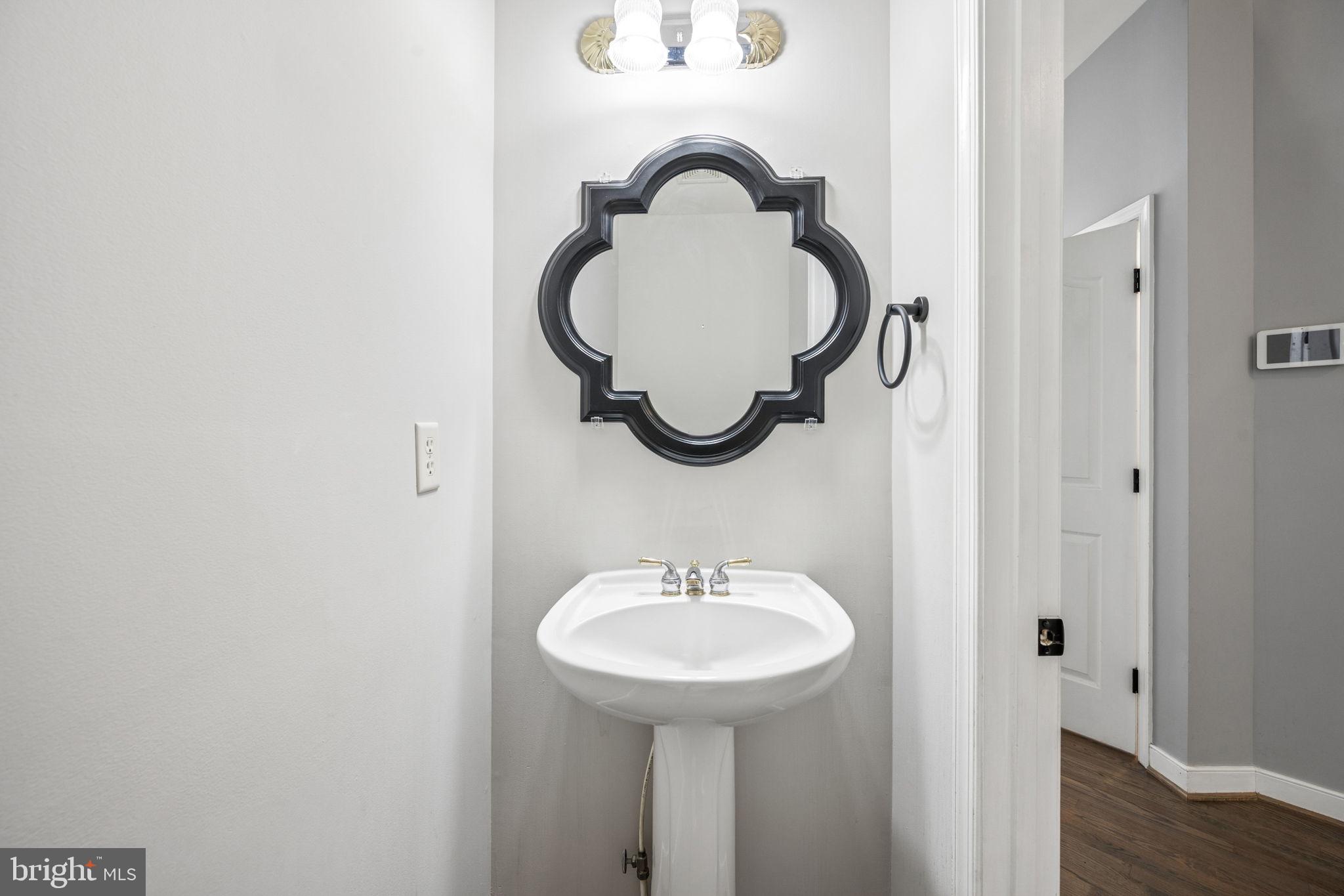 EMERSON - Residential