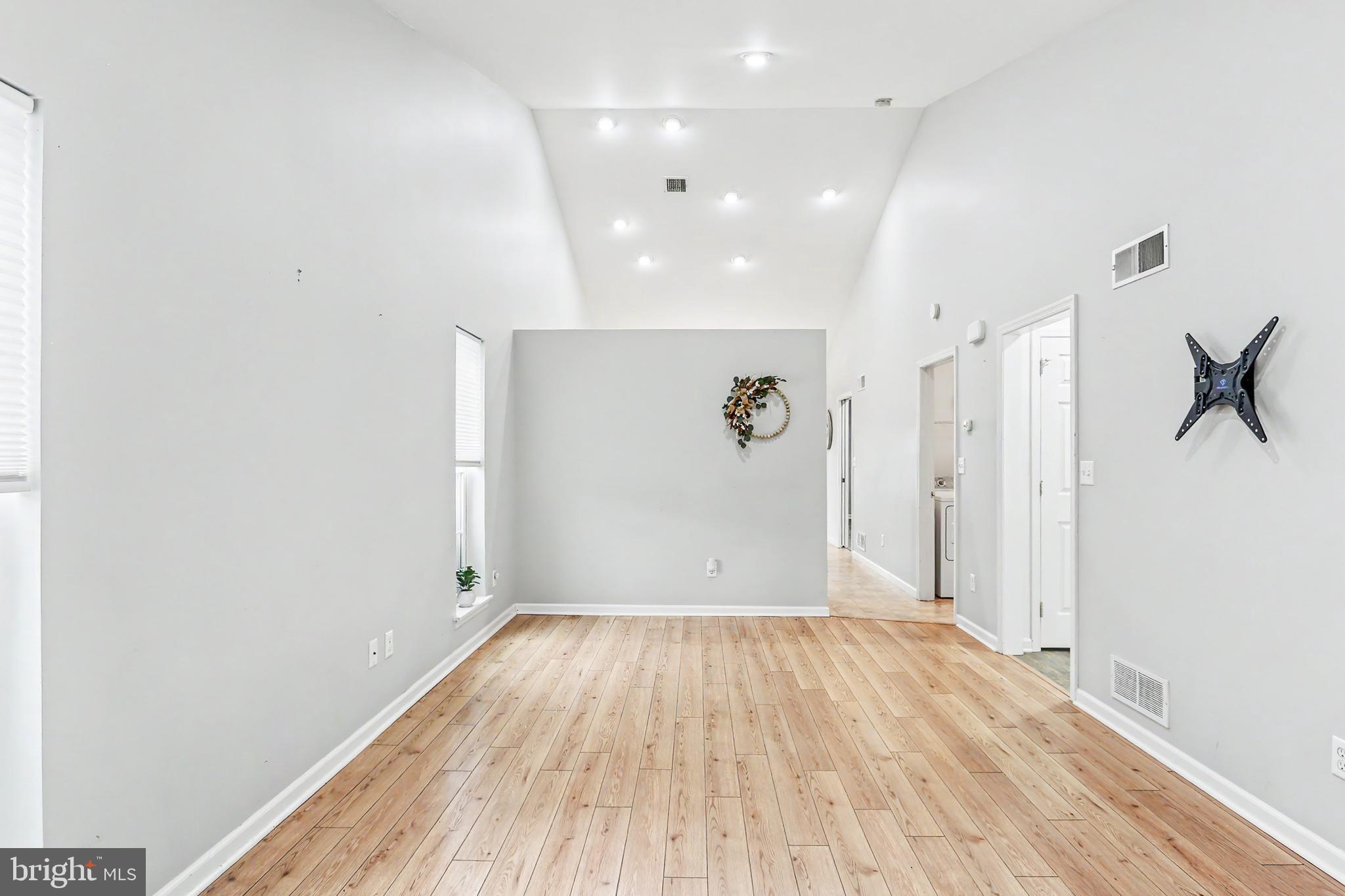 EVERGREEN II - Residential