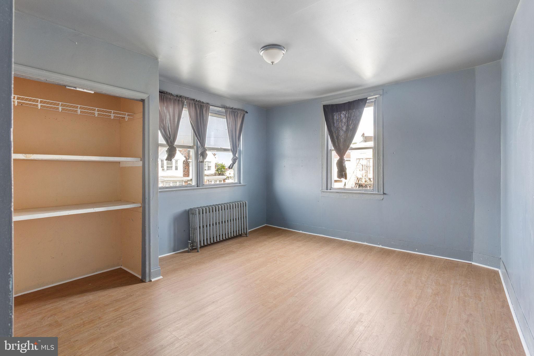 LAWNCREST - Residential