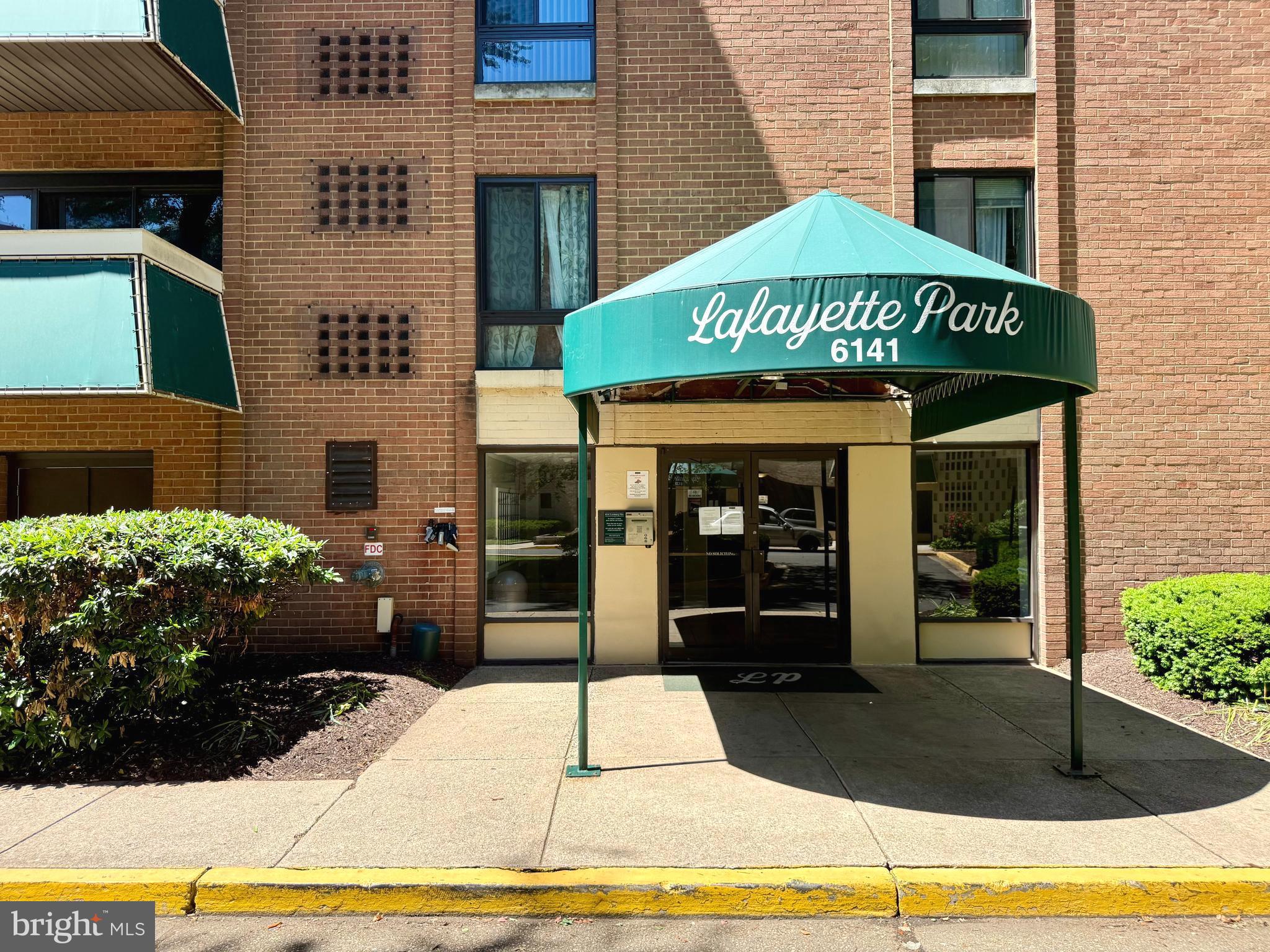LAFAYETTE PARK - Residential
