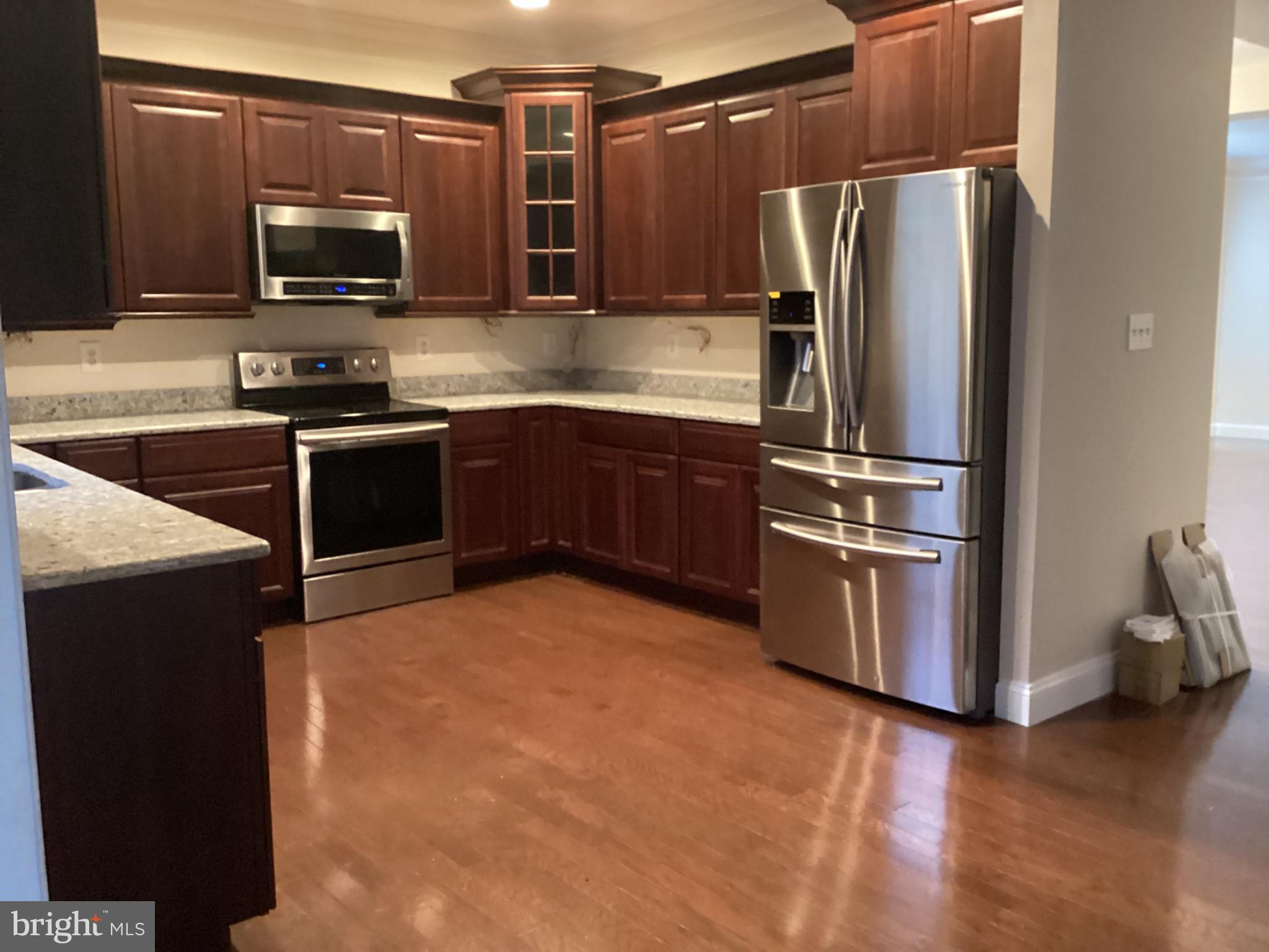 PINTAIL LANDING - Residential