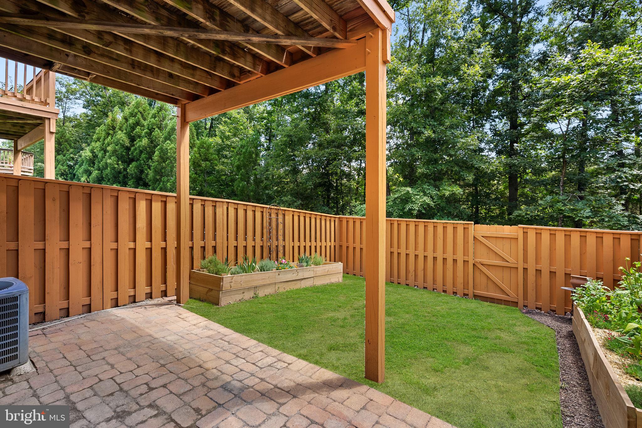 BELMONT TRACE - Residential