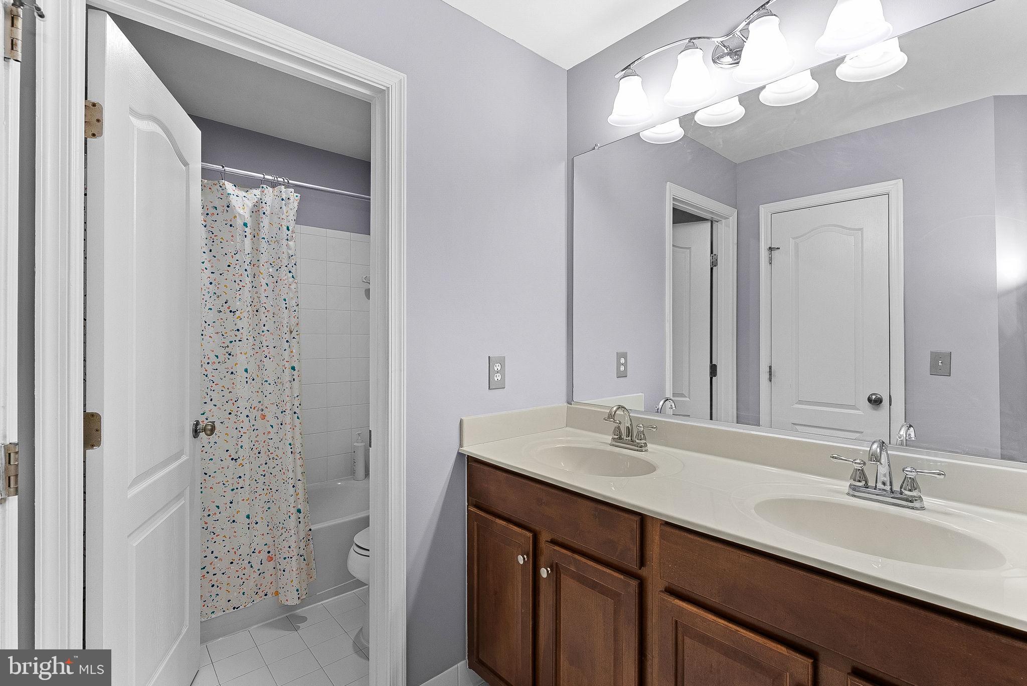 BELMONT TRACE - Residential