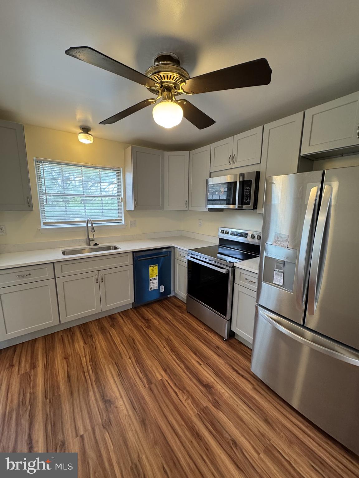 LAKE VILLAGE MANOR - Residential