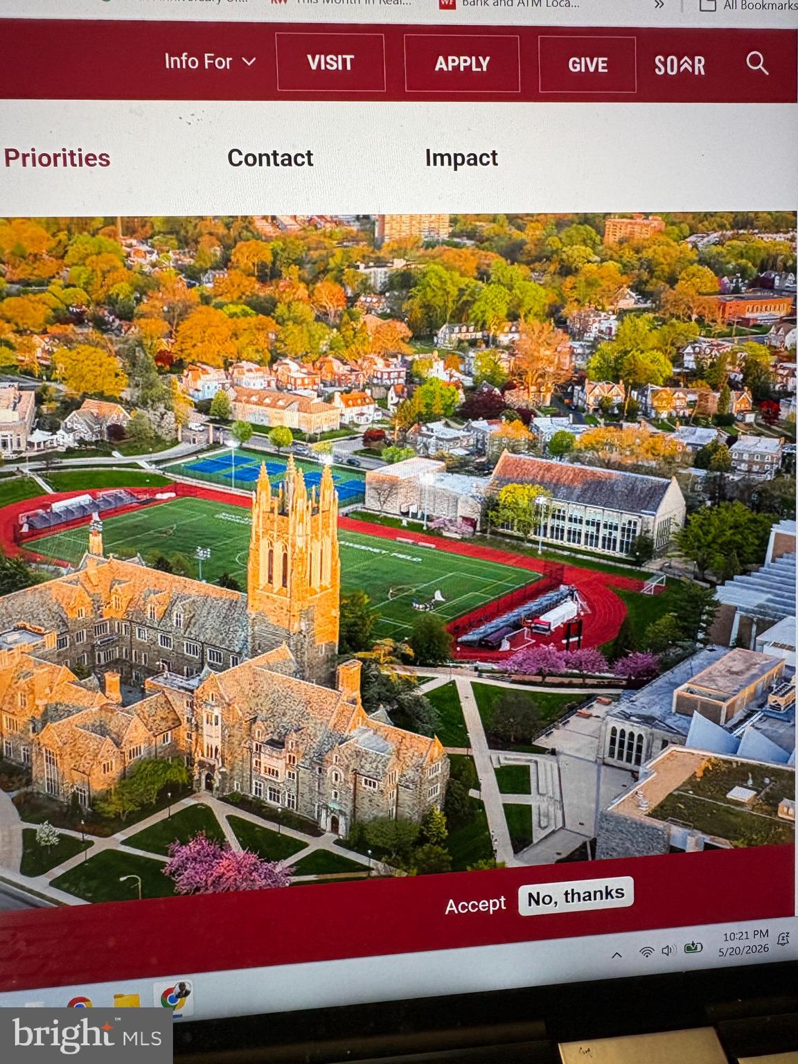 Main image without alt text