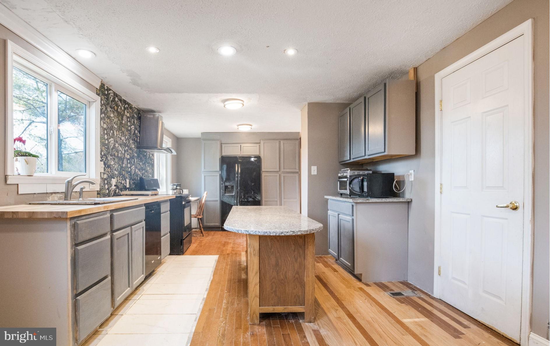 GERMANTOWN ESTATES - Residential