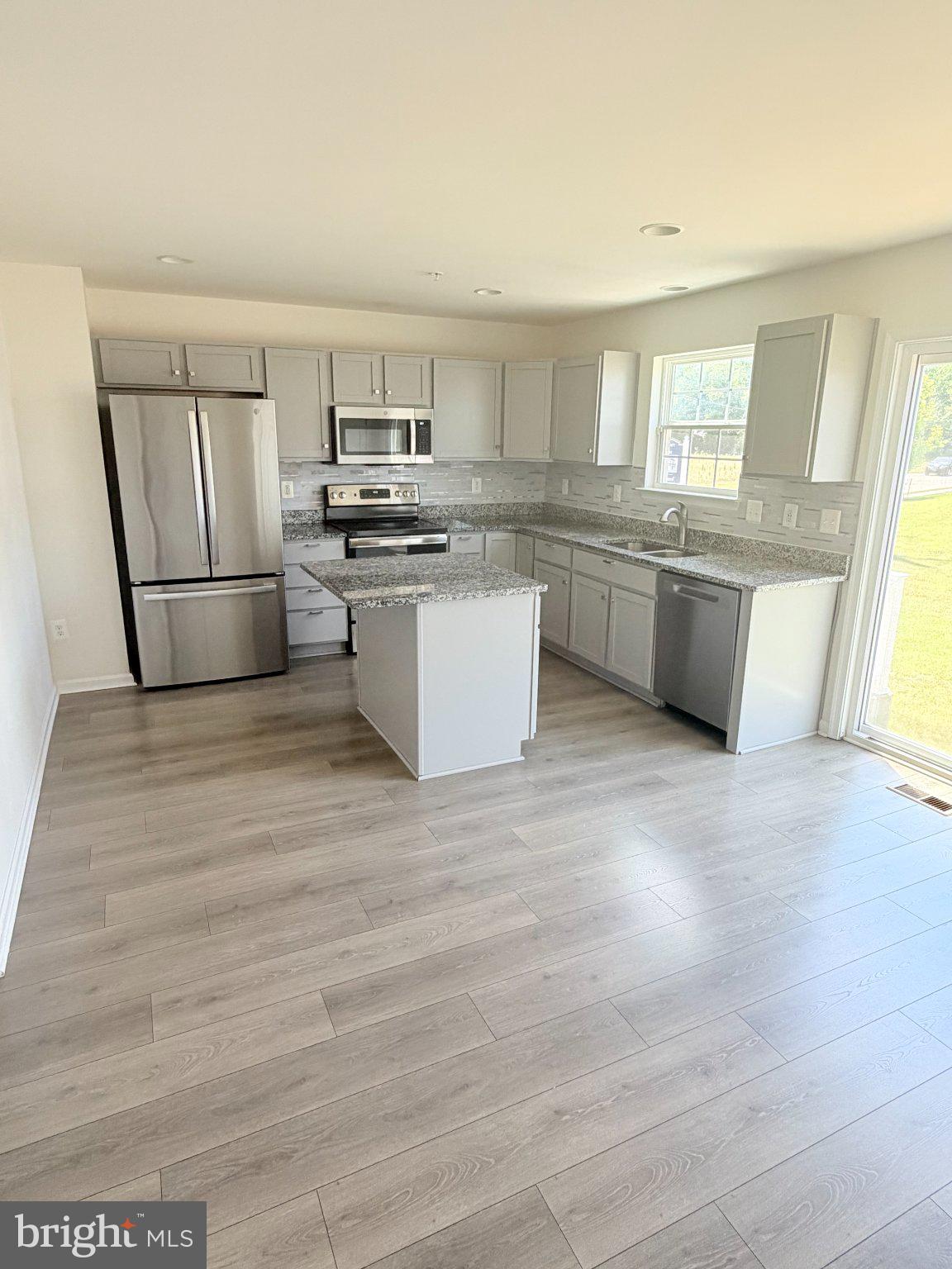 SHEPHERD VILLAGE - Residential