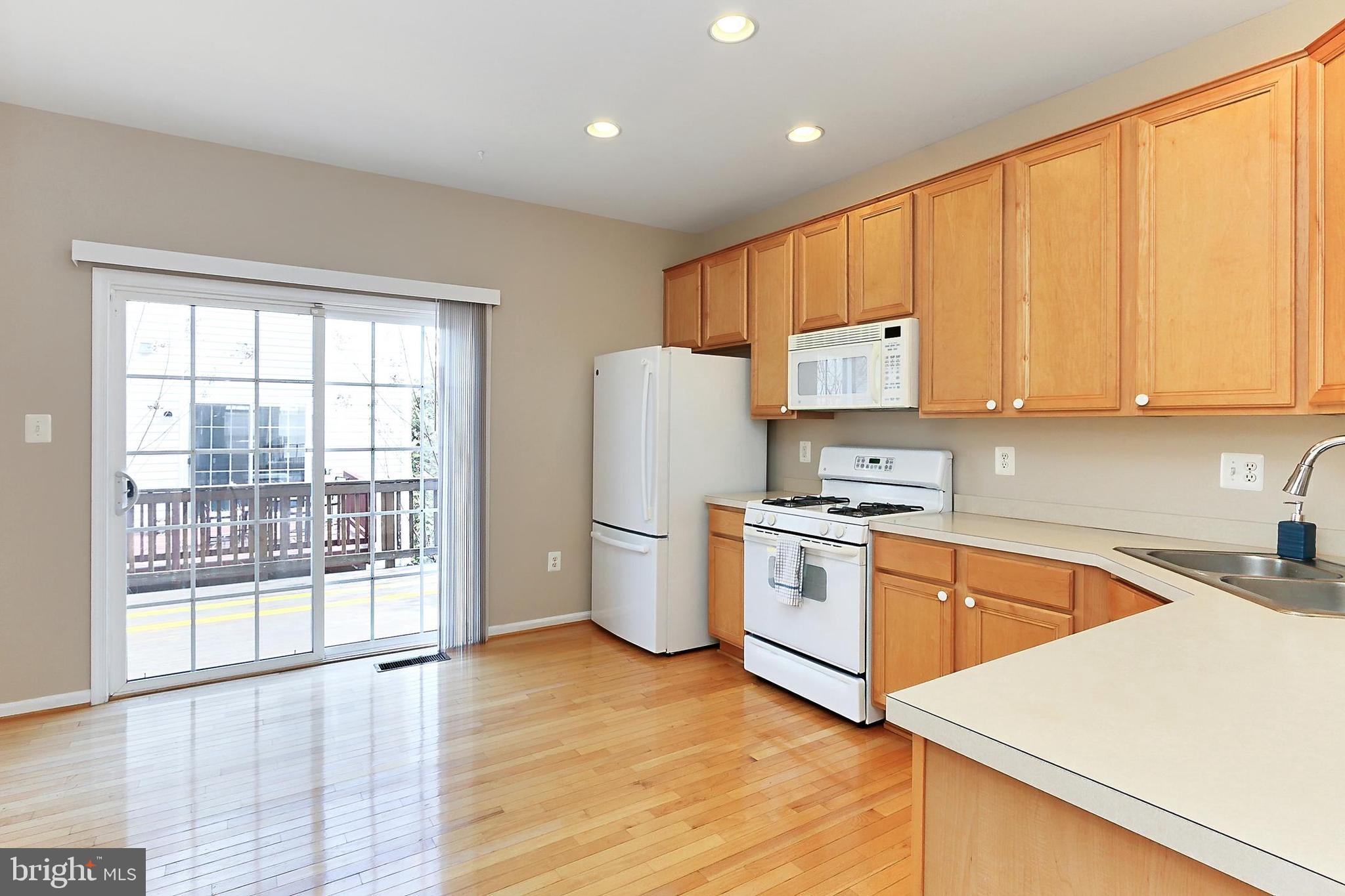HEARTHSIDE AT FLYNNS CROSSING - Residential Lease