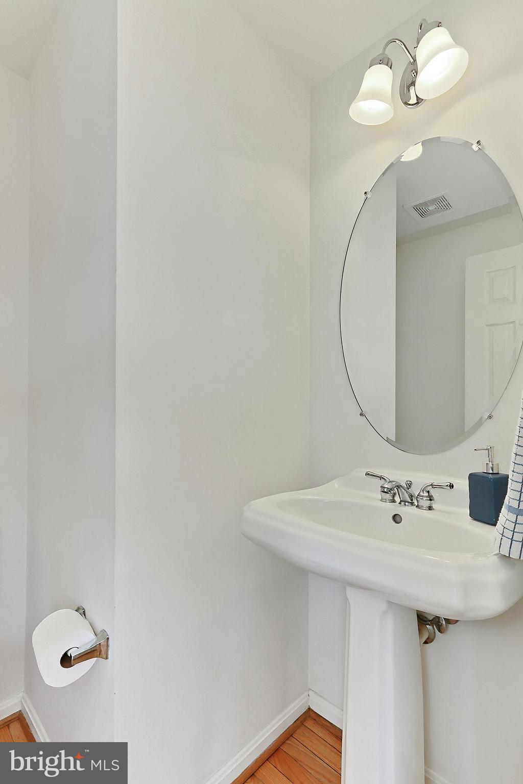 HEARTHSIDE AT FLYNNS CROSSING - Residential Lease