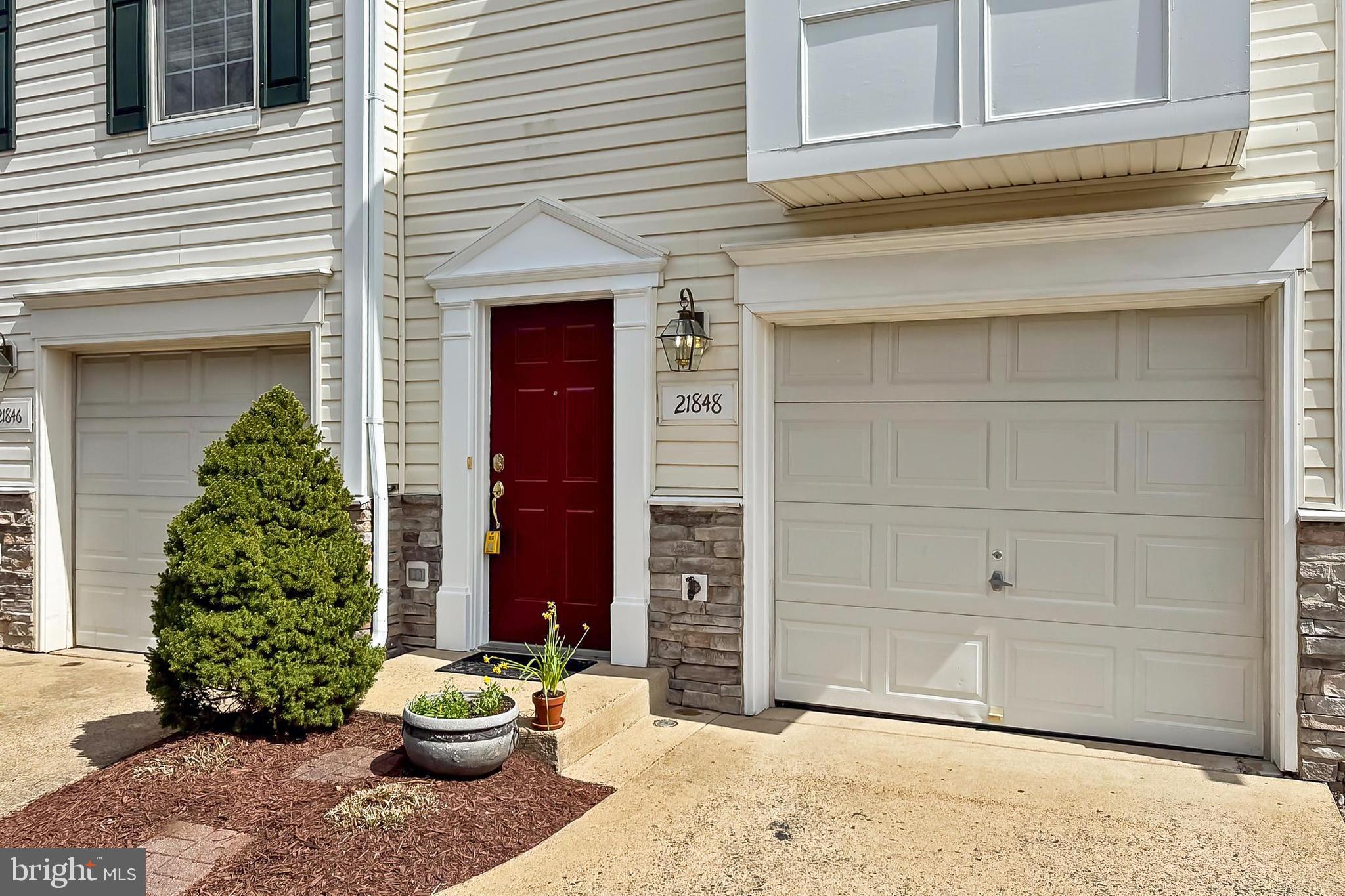 HEARTHSIDE AT FLYNNS CROSSING - Residential Lease