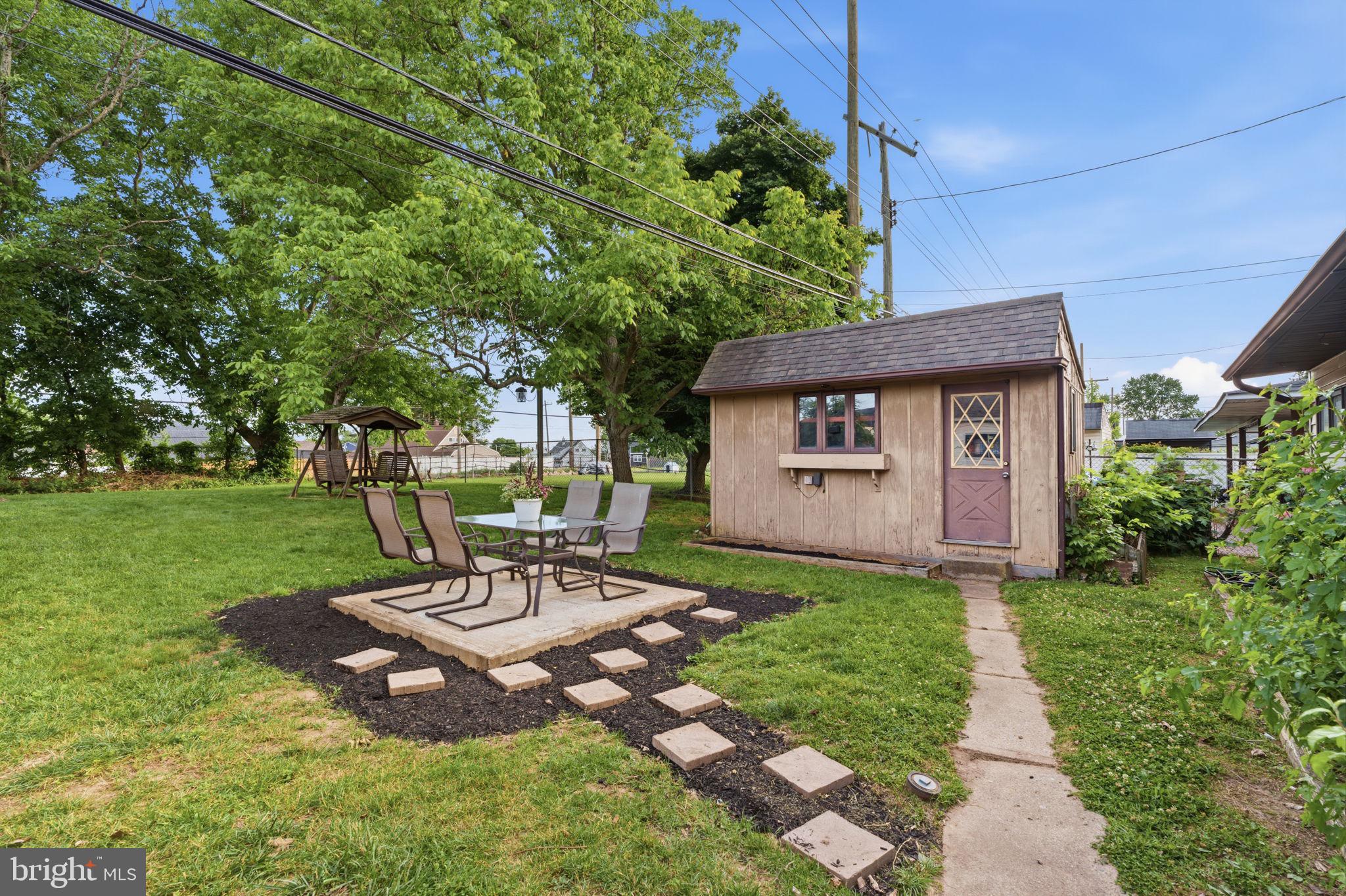 INDIAN CREEK - Residential