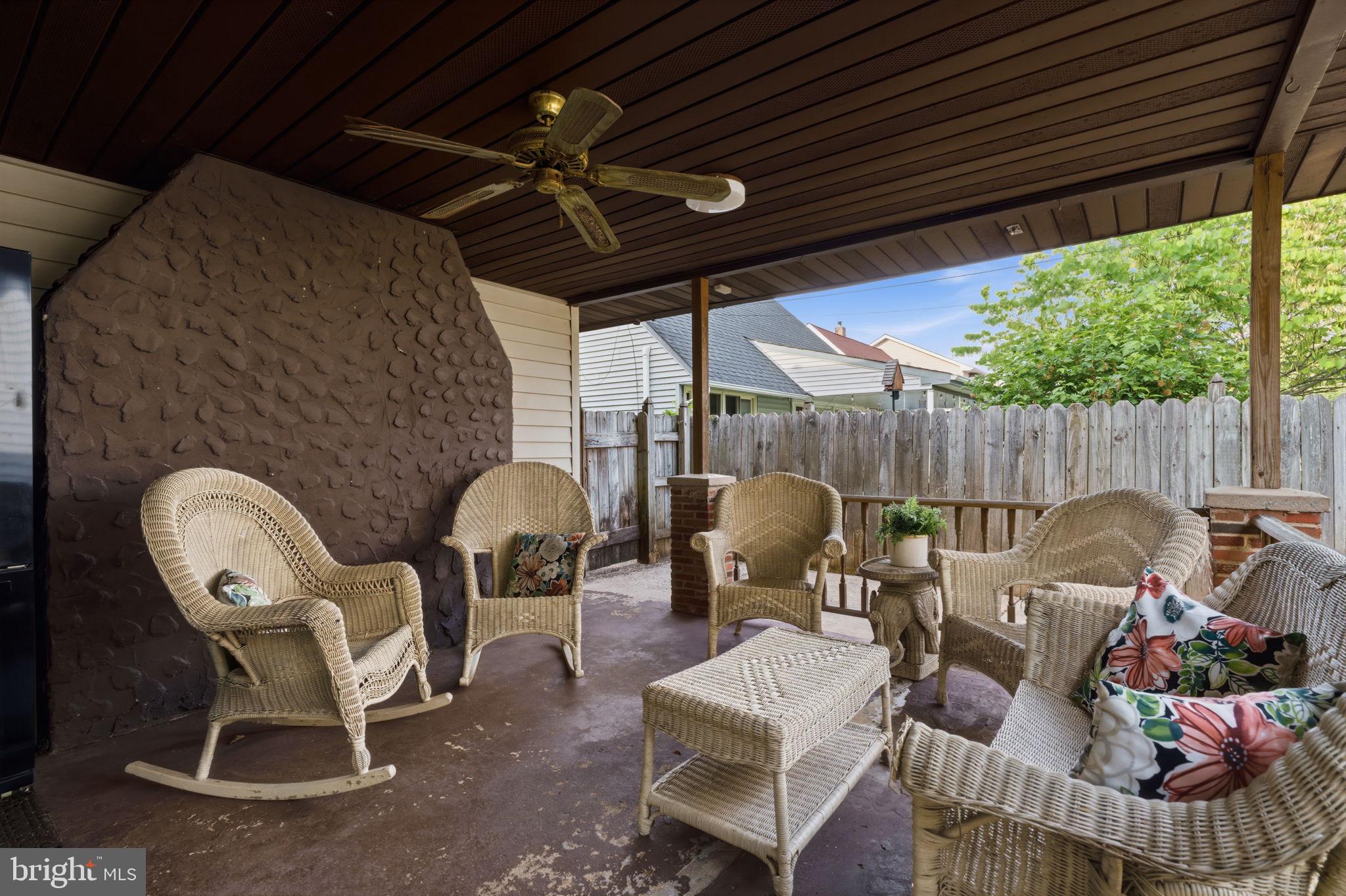 INDIAN CREEK - Residential