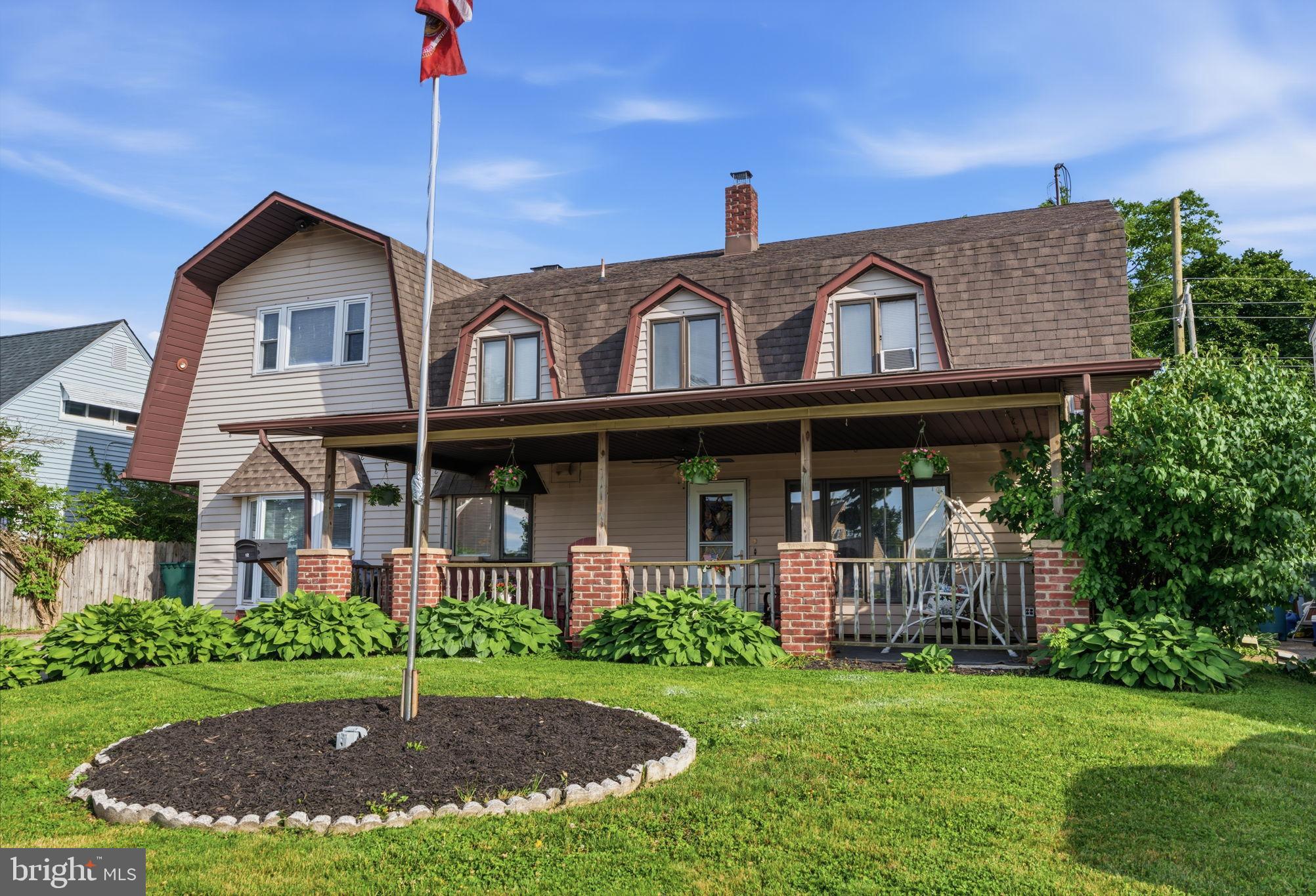 INDIAN CREEK - Residential