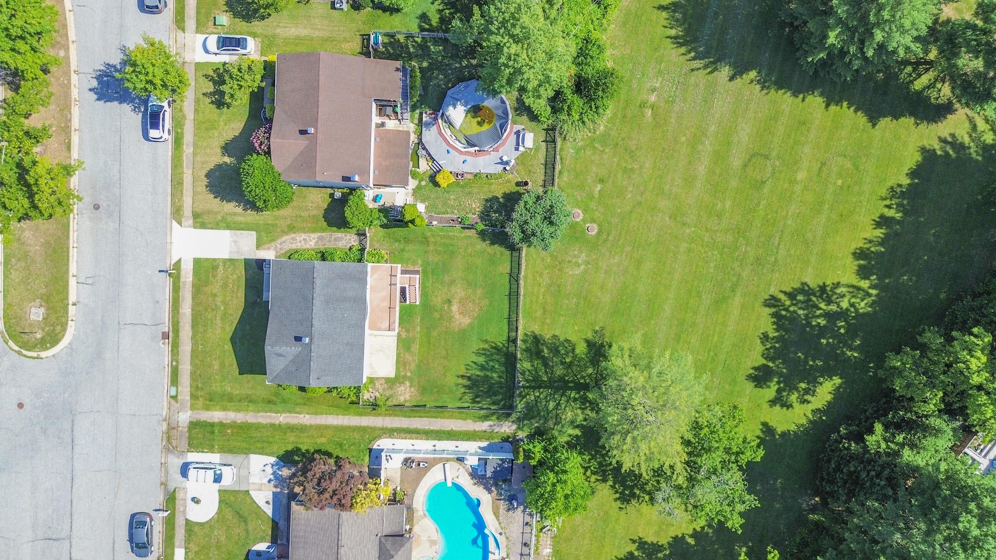 CHAPEL MANOR - Residential