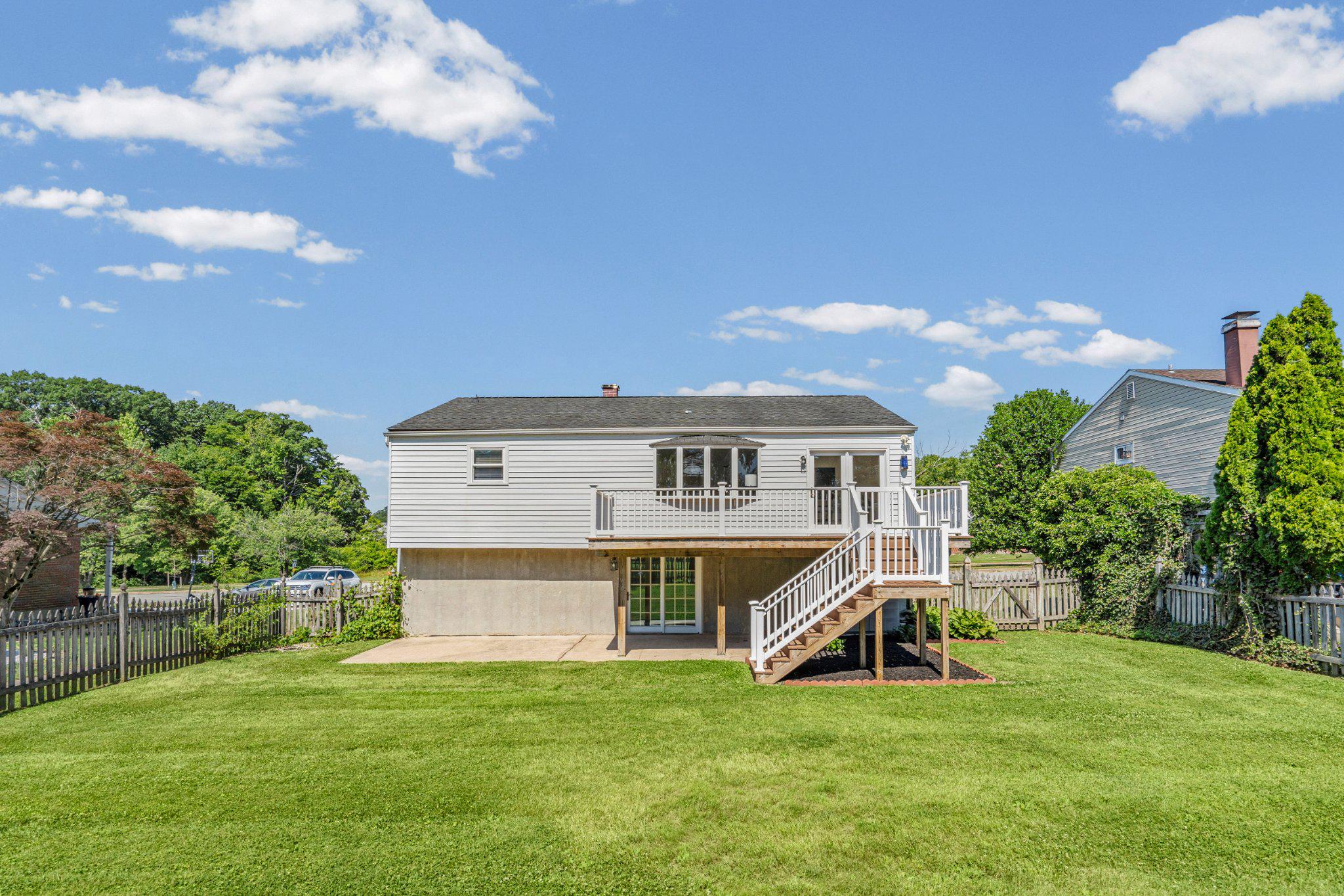 CHAPEL MANOR - Residential