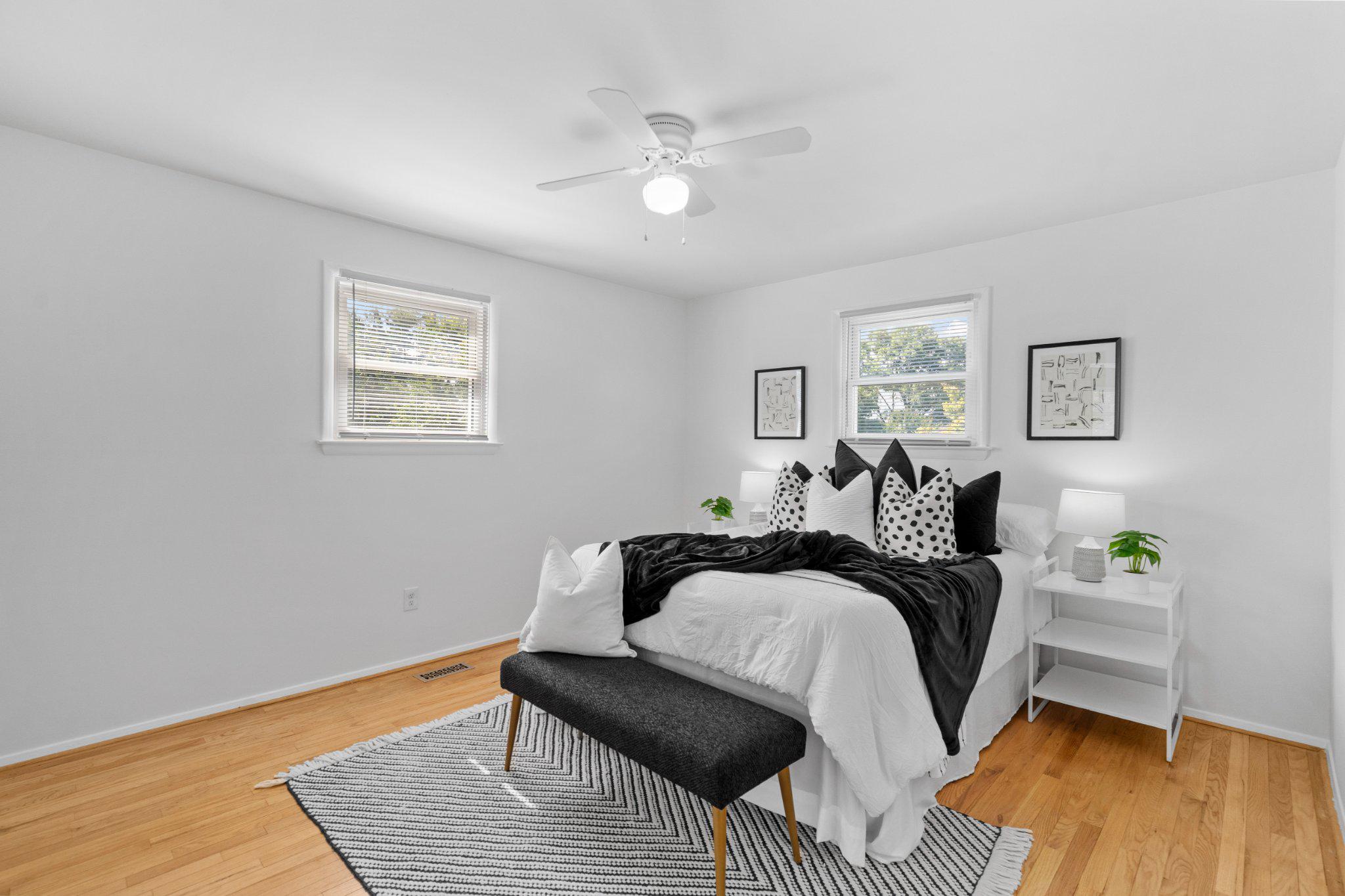 CHAPEL MANOR - Residential