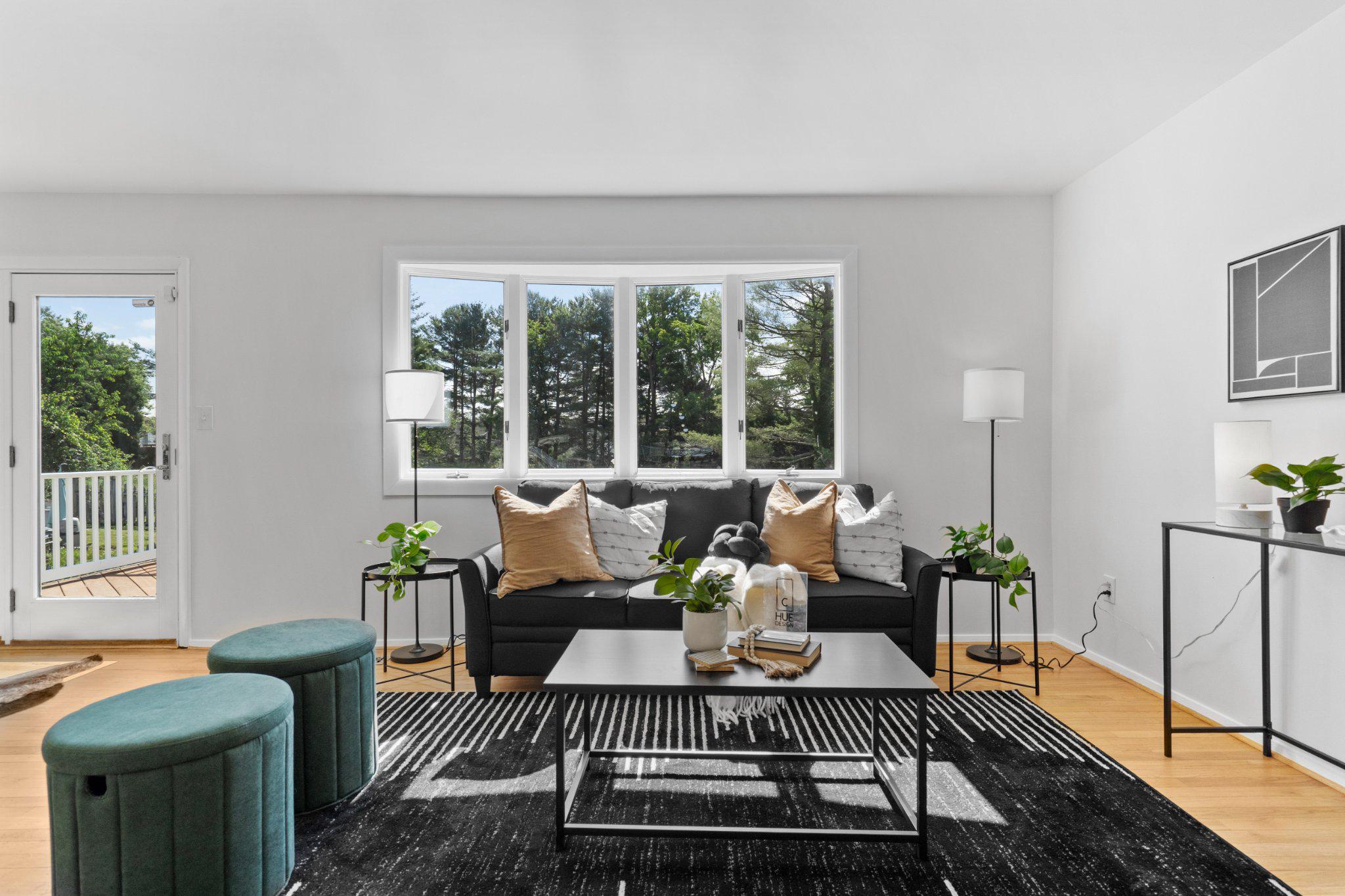 CHAPEL MANOR - Residential