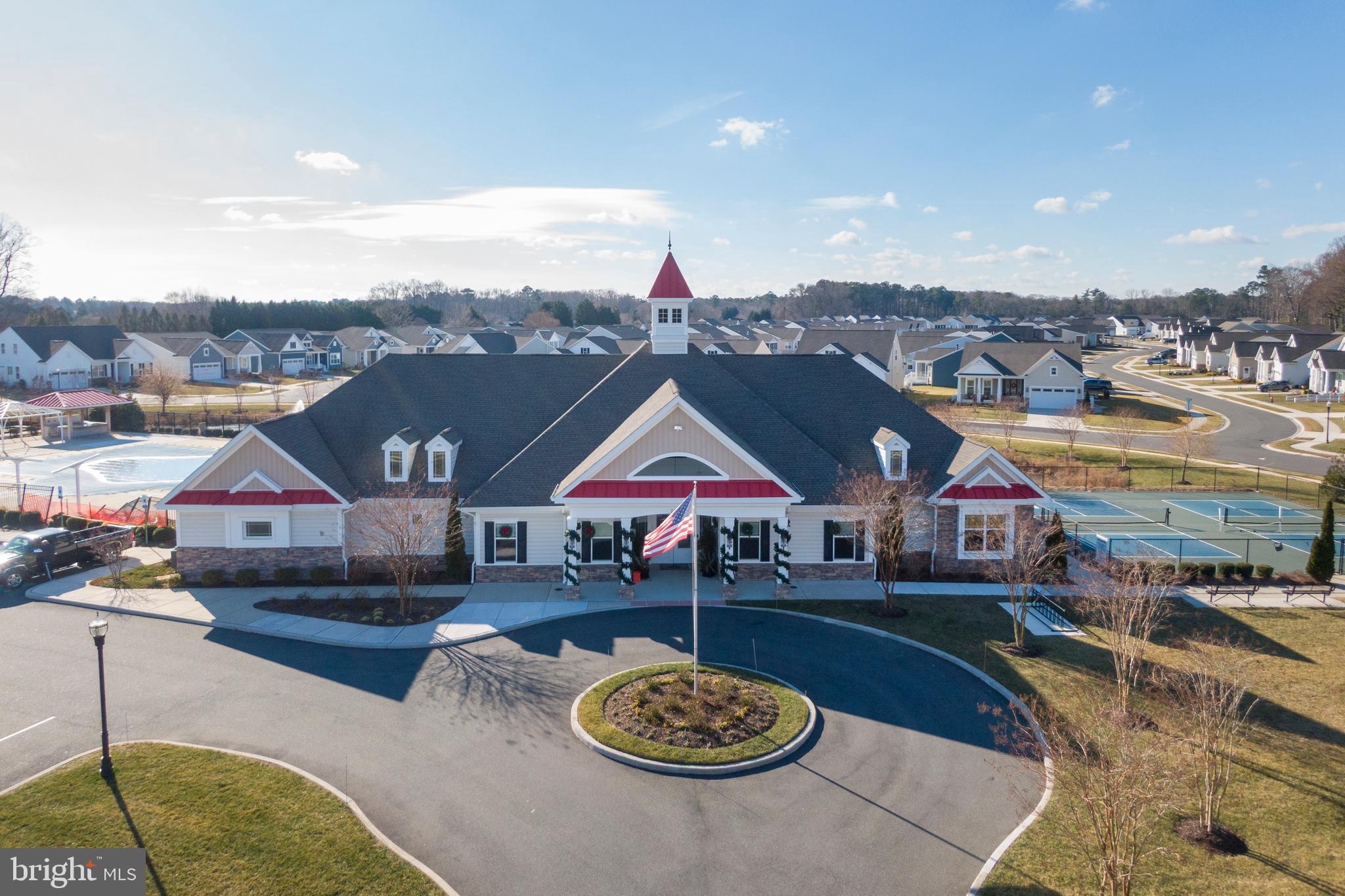 FOUR SEASONS AT BELLE TERRE - Residential