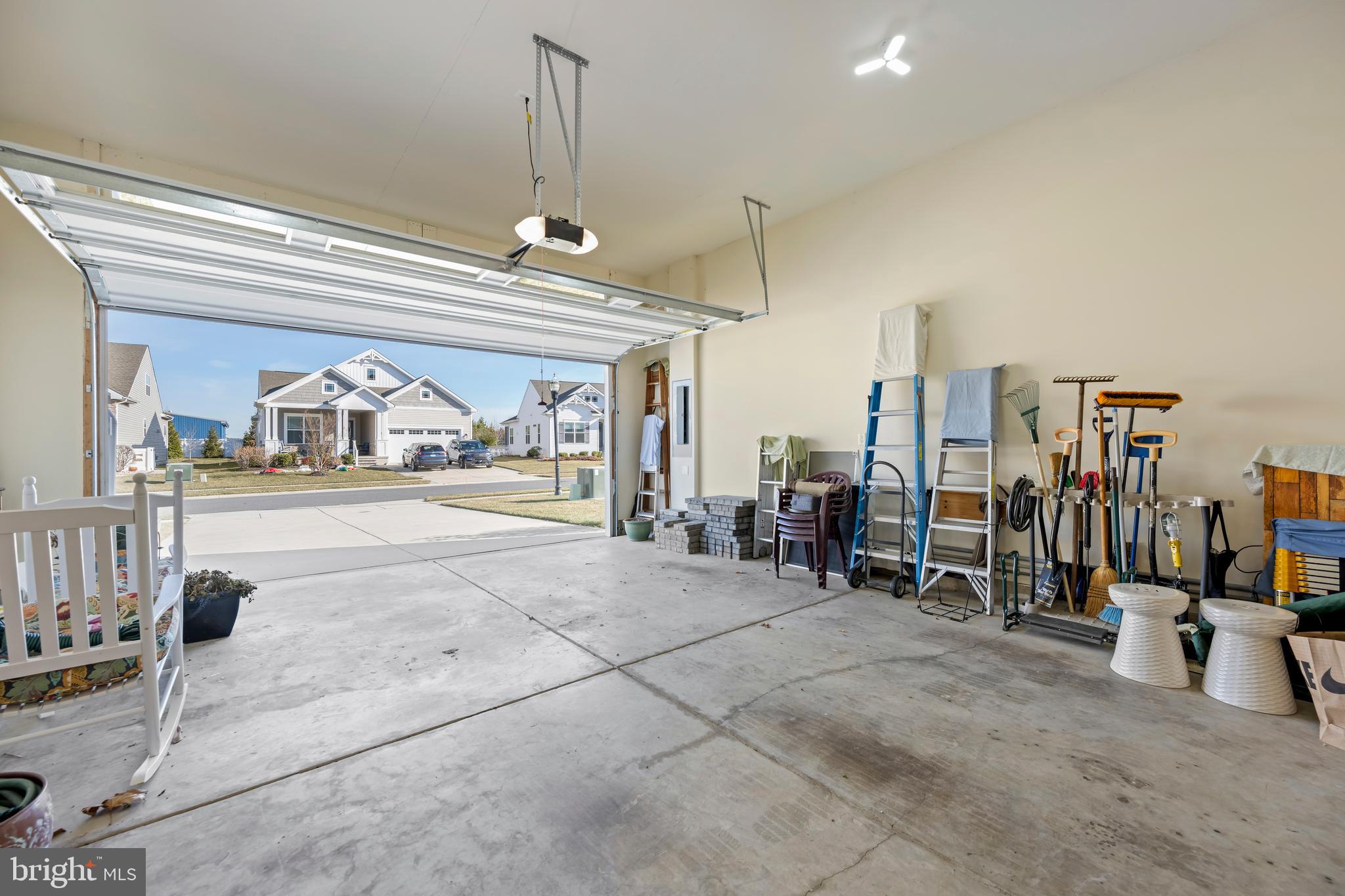 FOUR SEASONS AT BELLE TERRE - Residential