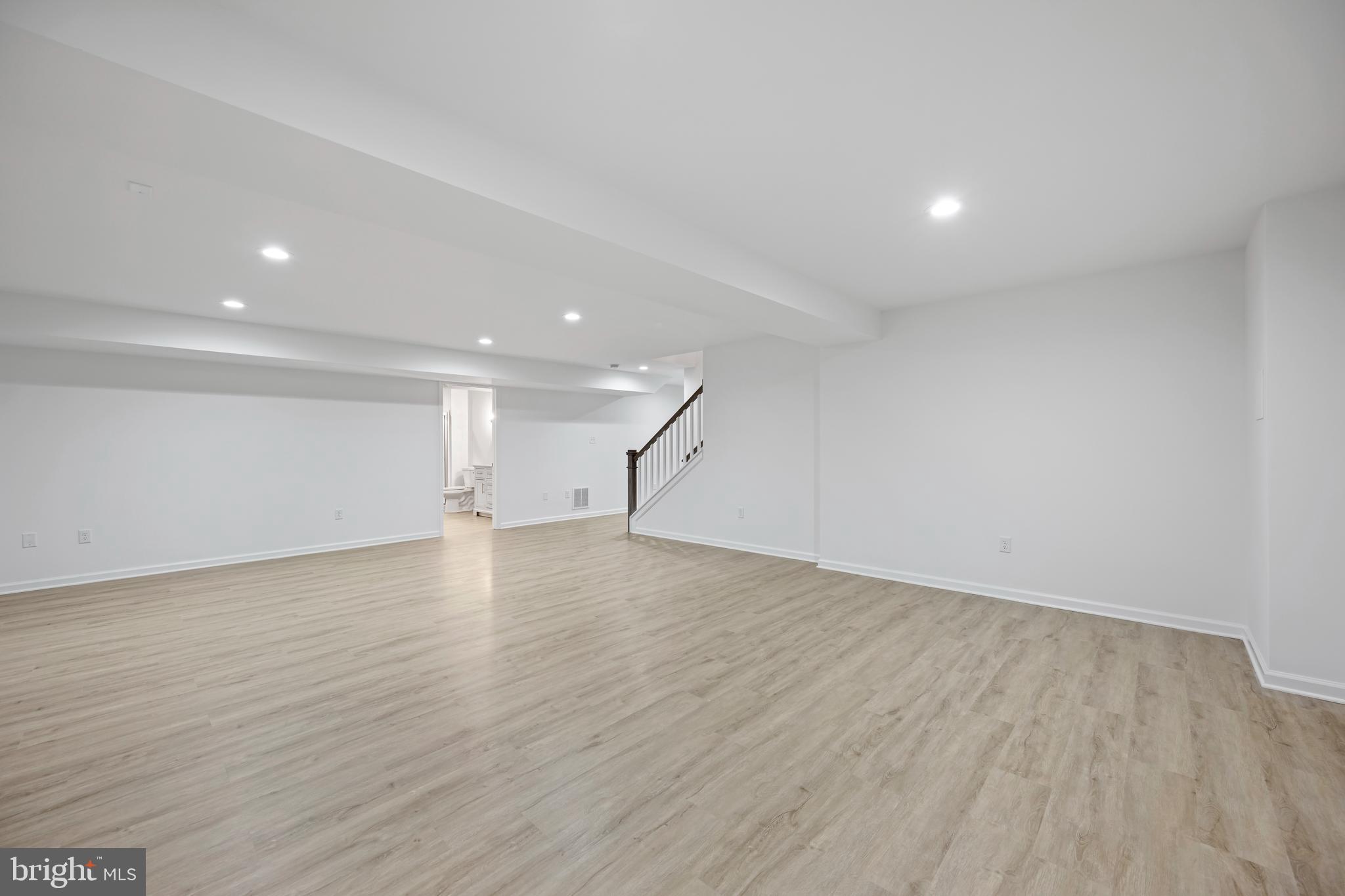 FOUR SEASONS AT BELLE TERRE - Residential