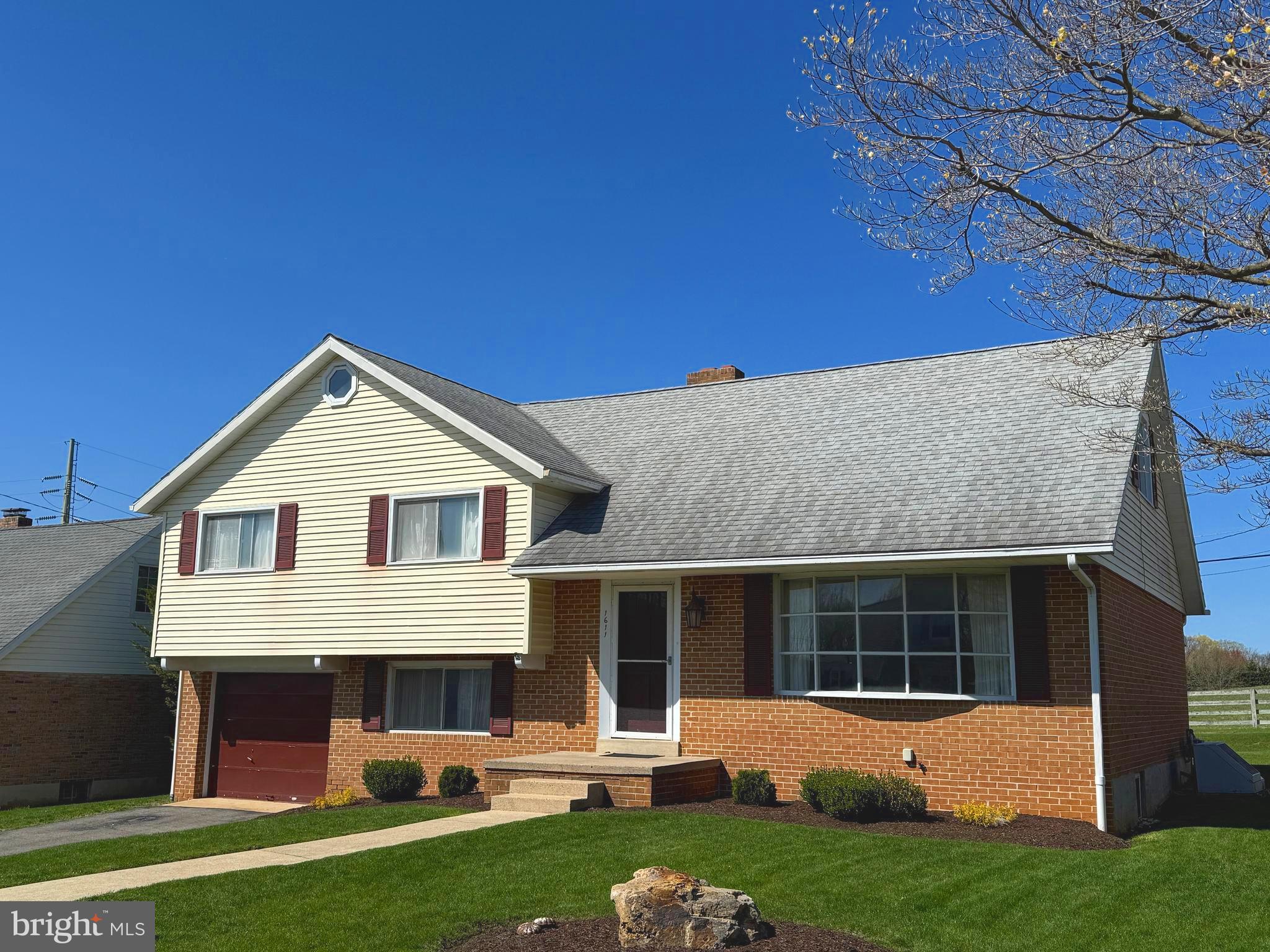 WHITFIELD - Residential