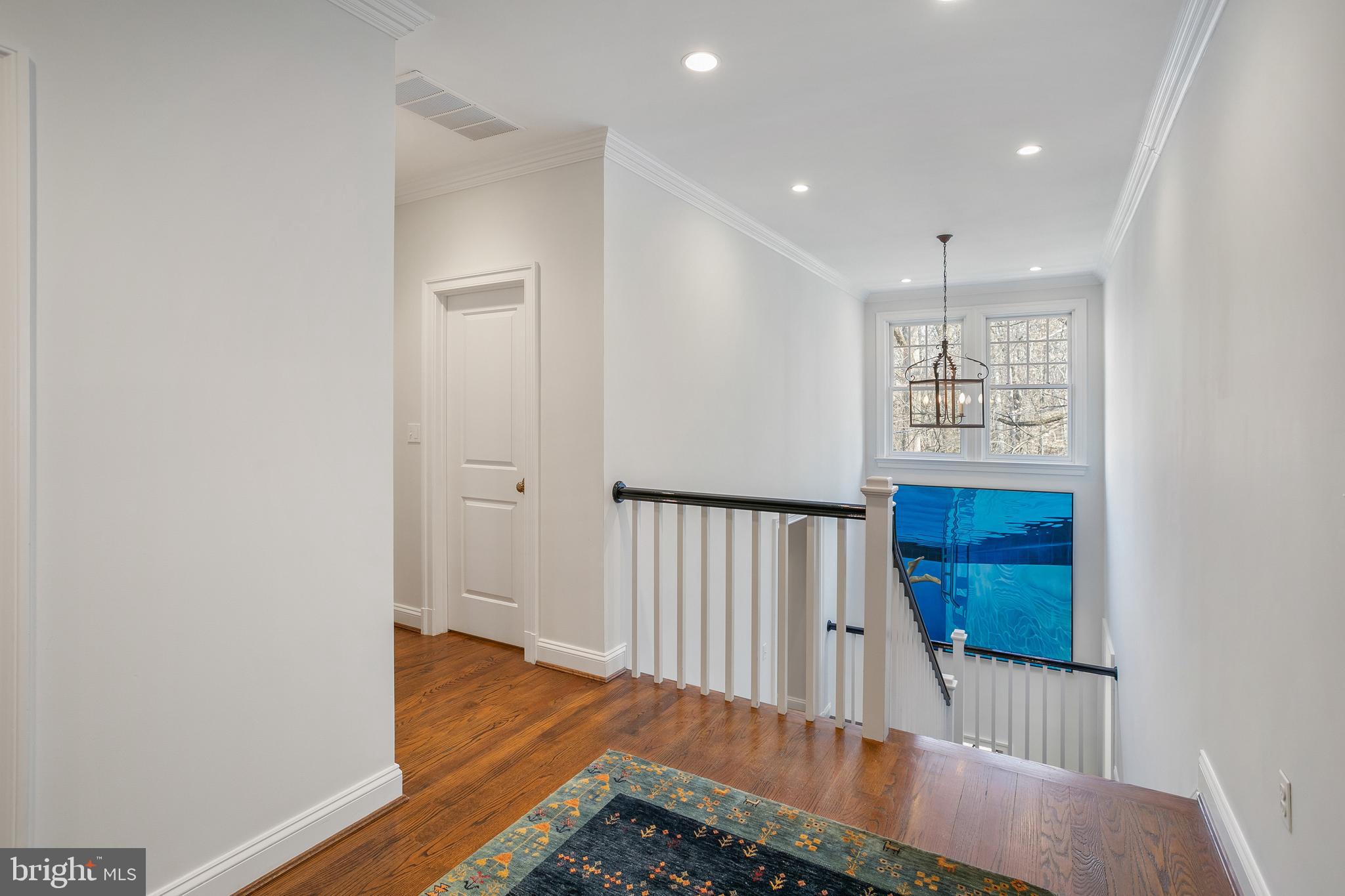 FOREST HILLS - Residential
