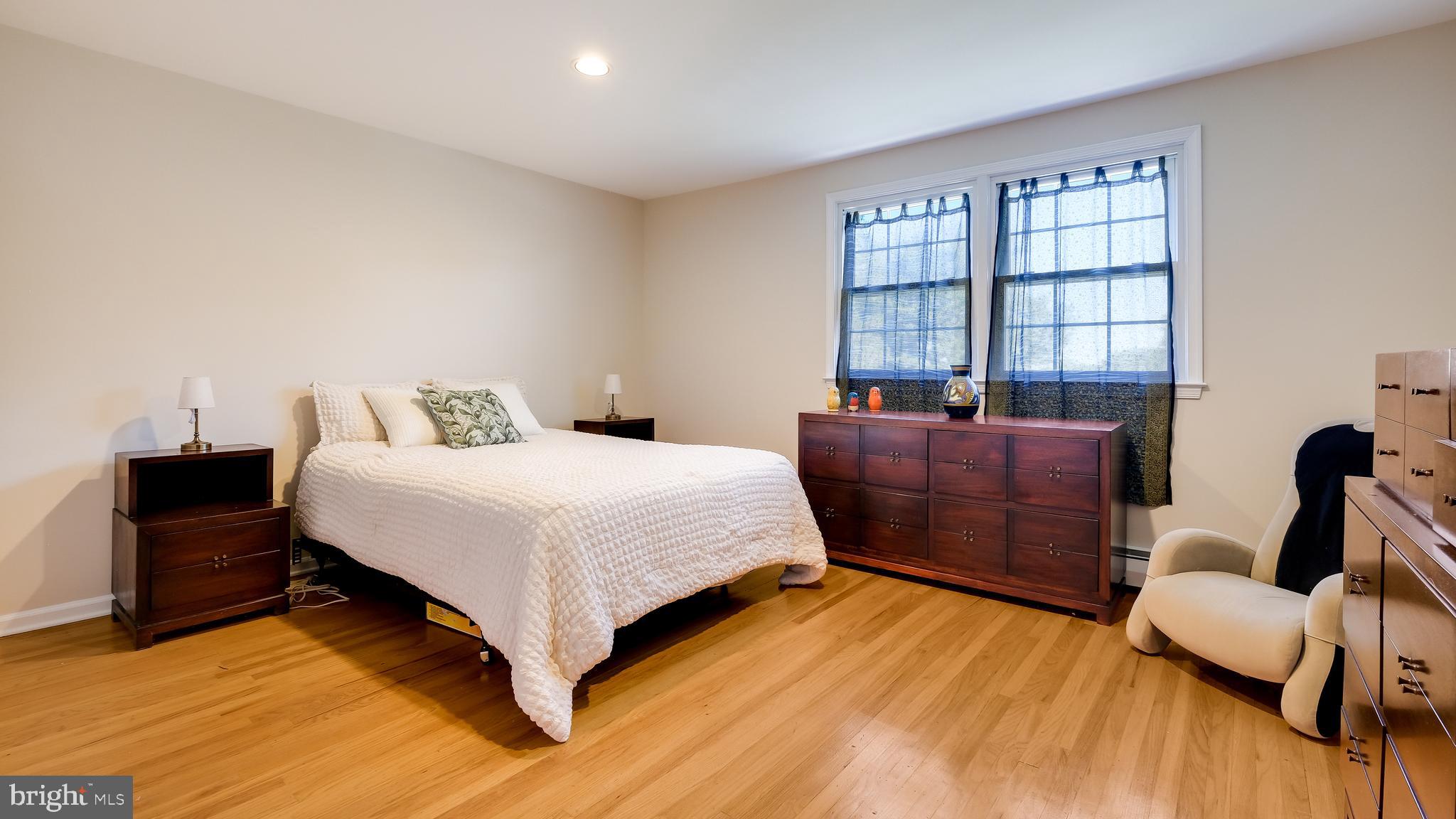 JUSTA FARMS - Residential