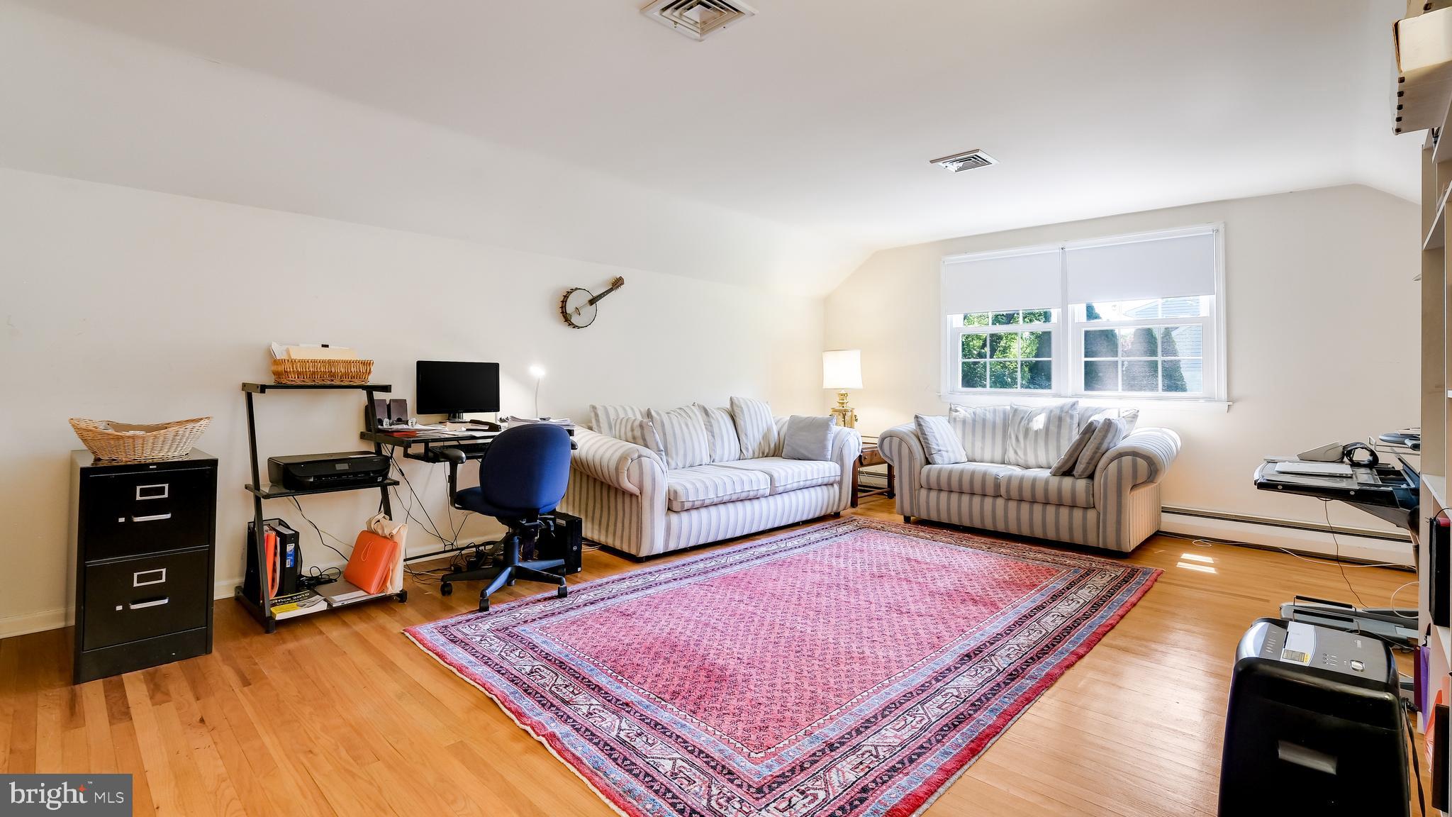 JUSTA FARMS - Residential