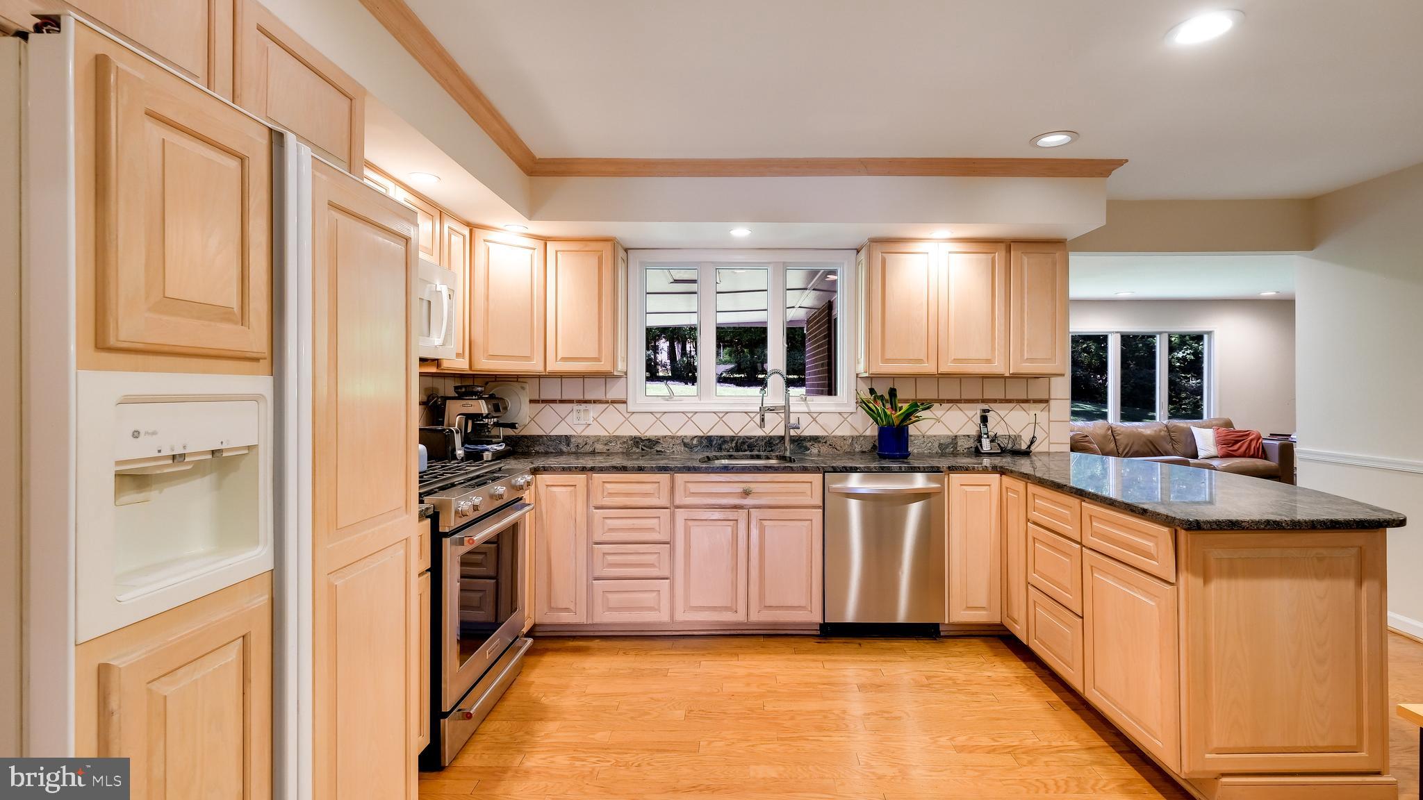 JUSTA FARMS - Residential