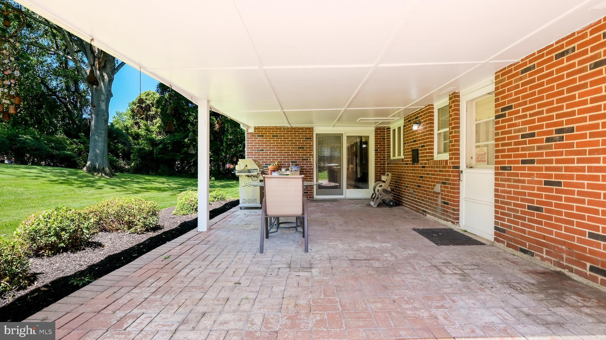 JUSTA FARMS - Residential