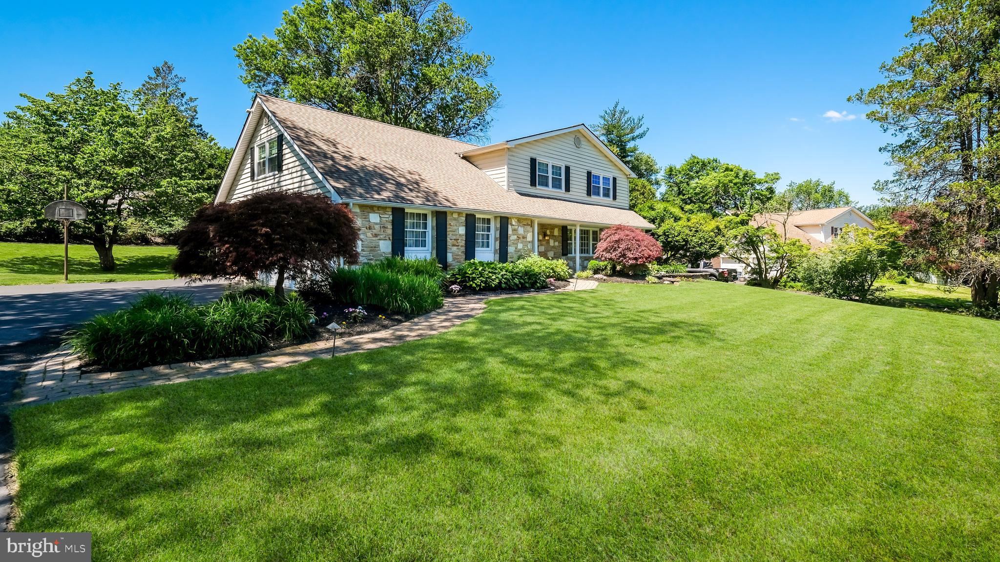 JUSTA FARMS - Residential